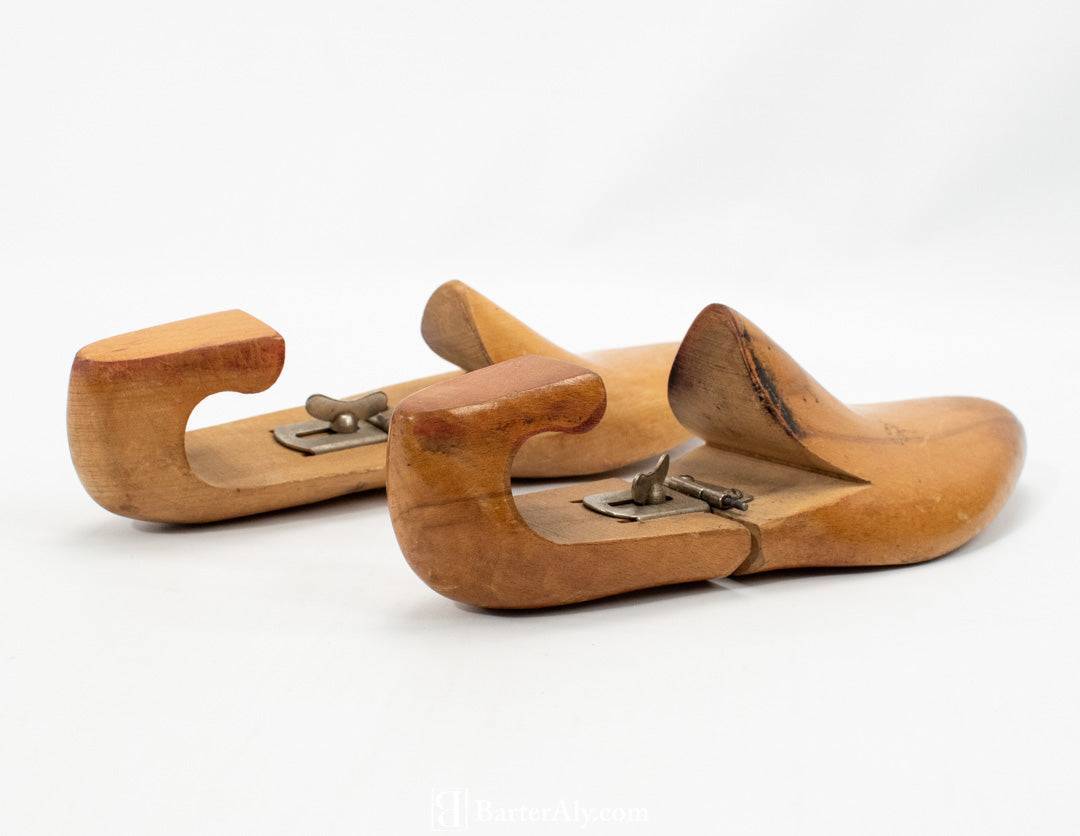 Mac Kay & Co Wooden Shoe Form Shaper Inserts Size 11in New York Used