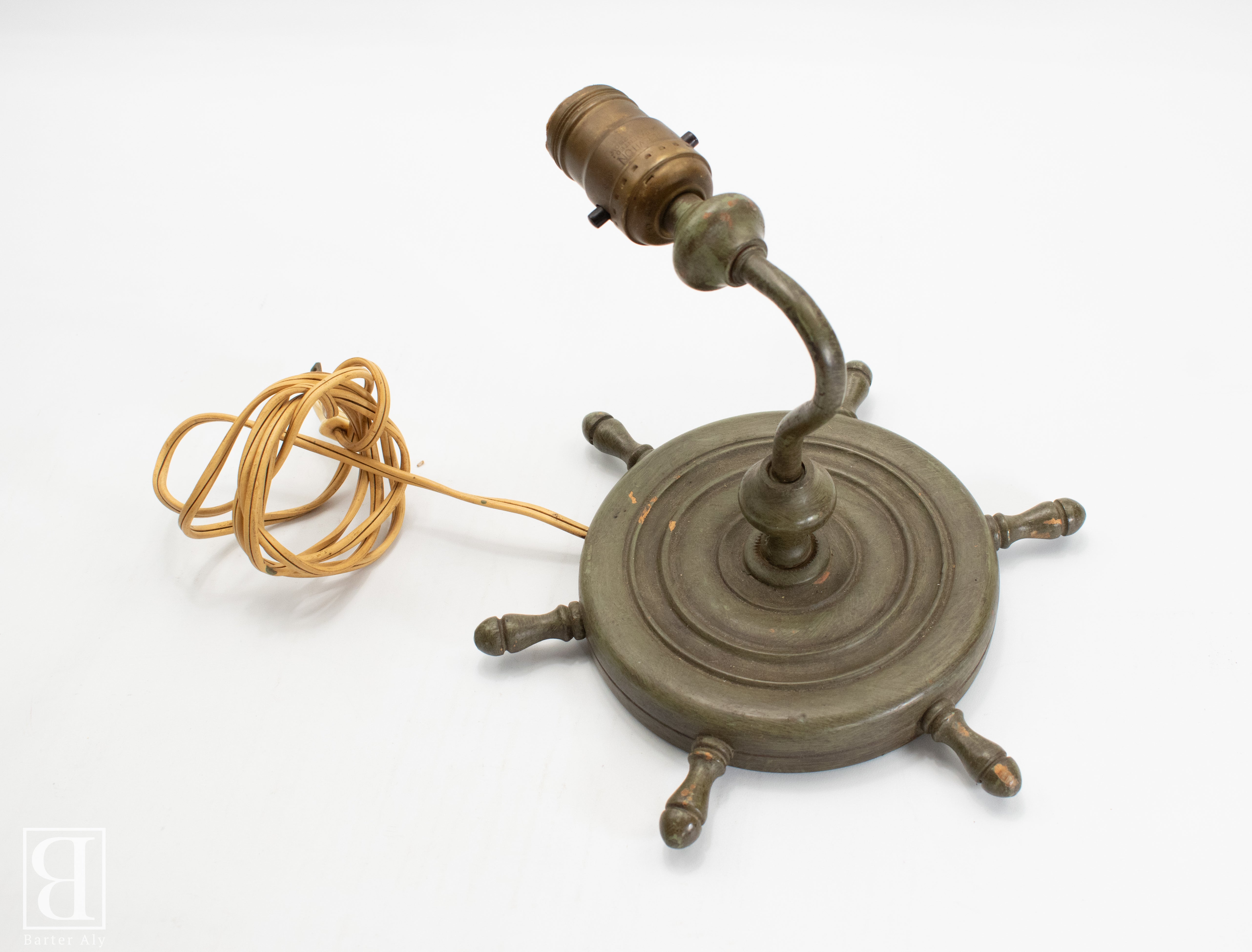 The American Colonial Line No. P-1 Wall Lamp Ship Wheel Vintage Used