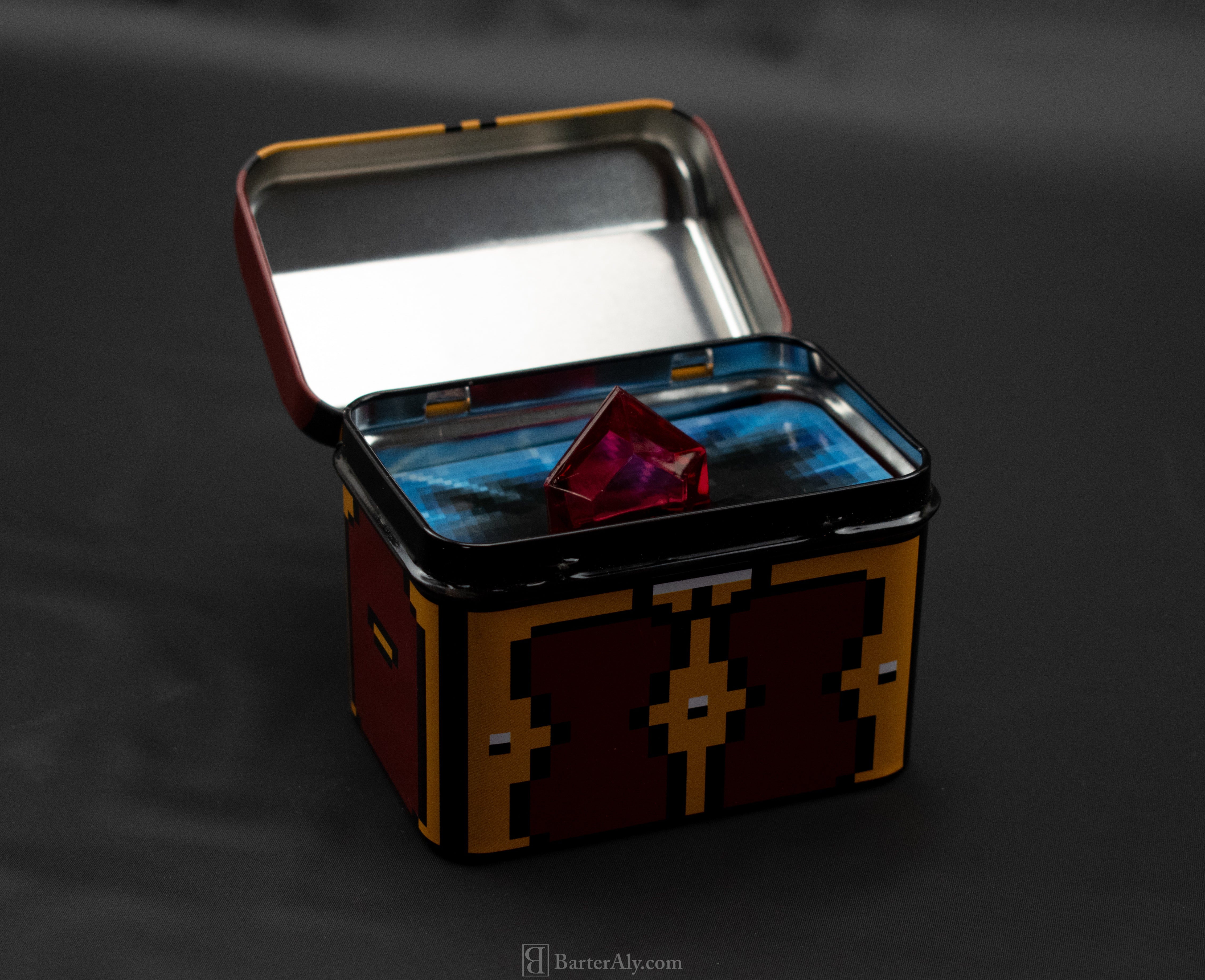 Zelda Arcade Block Exclusive Legend Of Zelda Tin Treasure Chest With Rupee Used