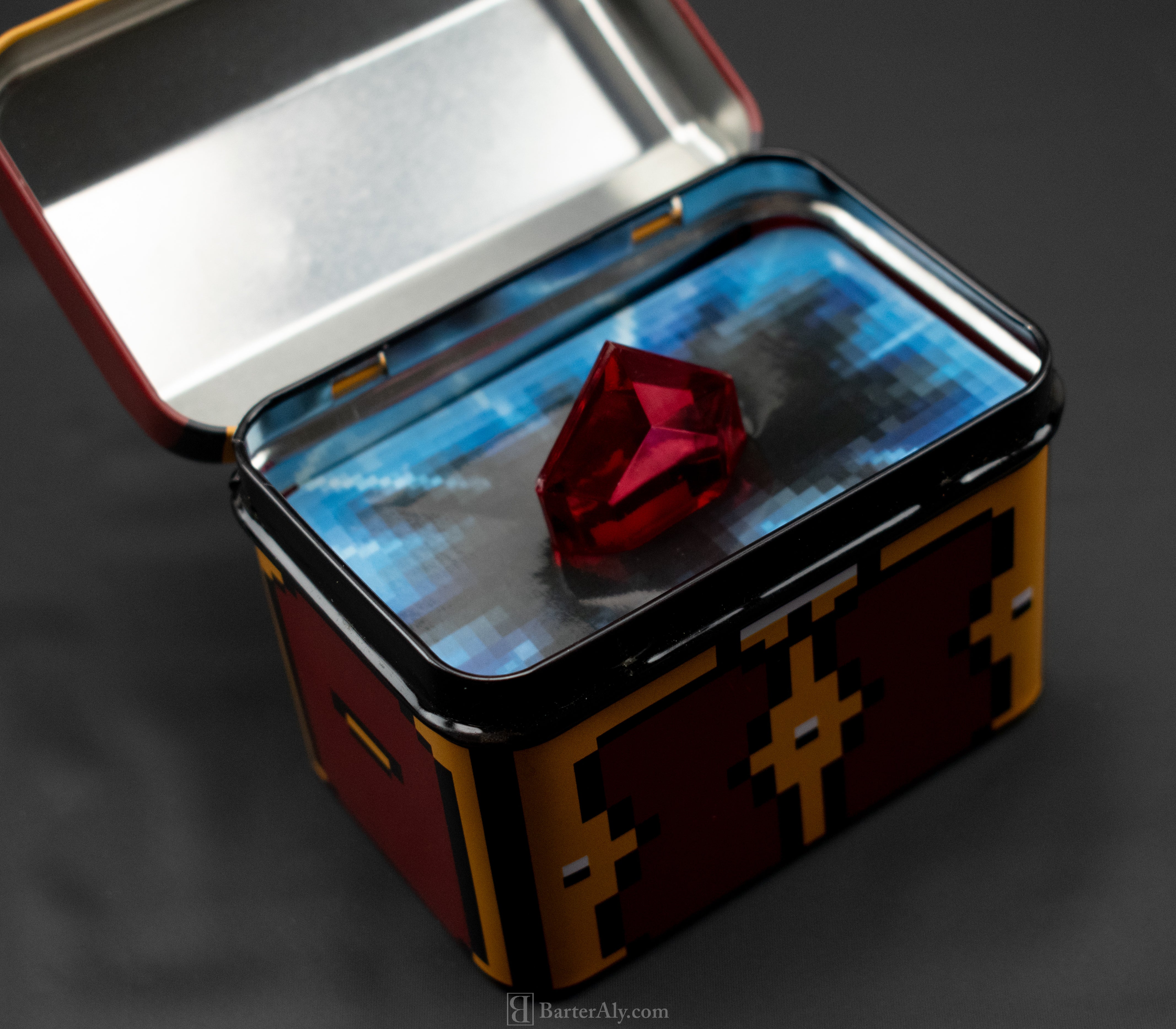Zelda Arcade Block Exclusive Legend Of Zelda Tin Treasure Chest With Rupee Used