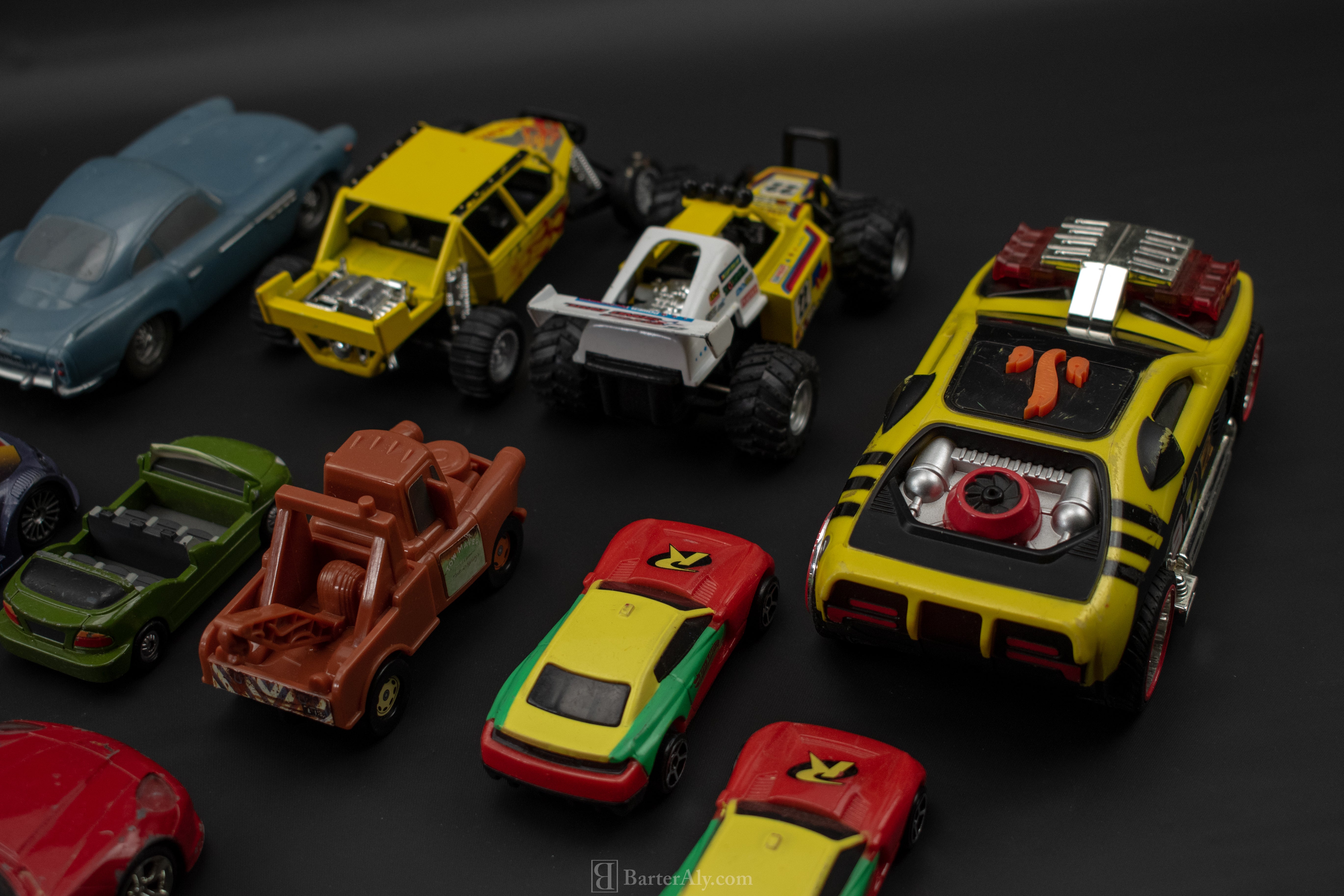 Mixed Toy Car Lot Used 11 Vehicles Die Cast Plastic Toy Cars