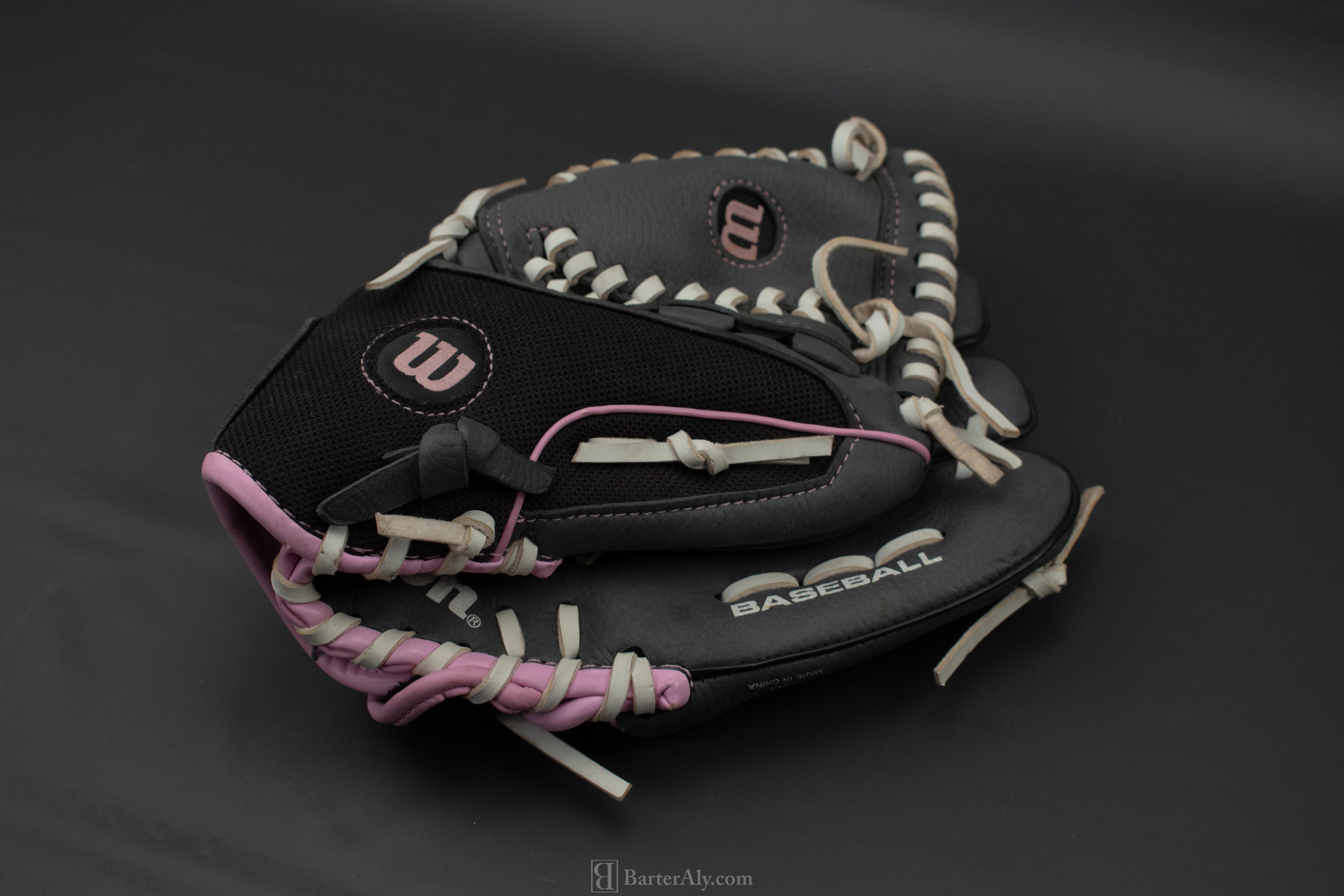 Wilson Baseball Glove Kids Pink and Black Used 10 1/2 Right Hand WTA01RB15B5105