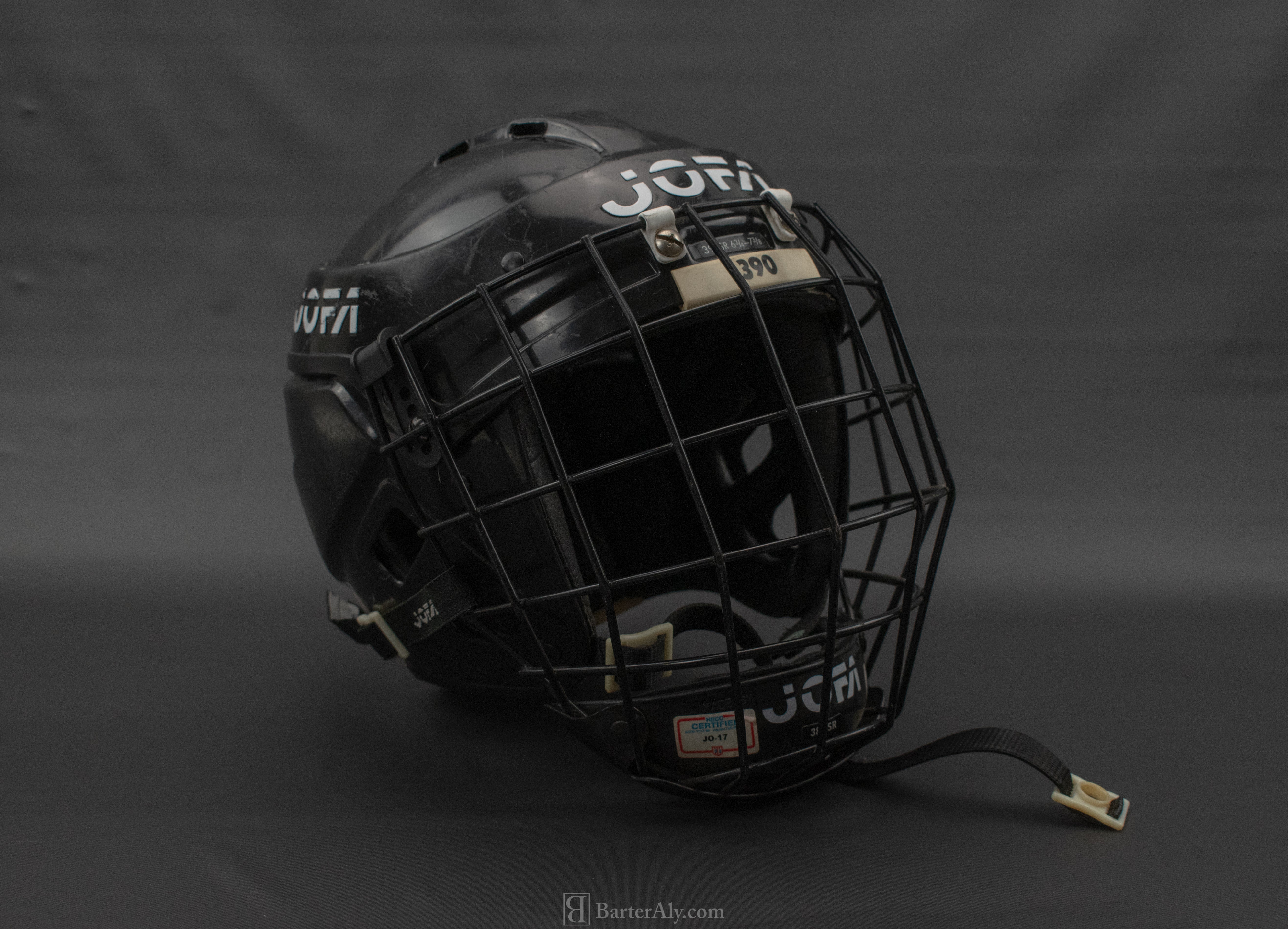 Hockey Helmet 395 Jr 6 1/2 - 7 1/4 Black Hockey Helmet Size 55-62