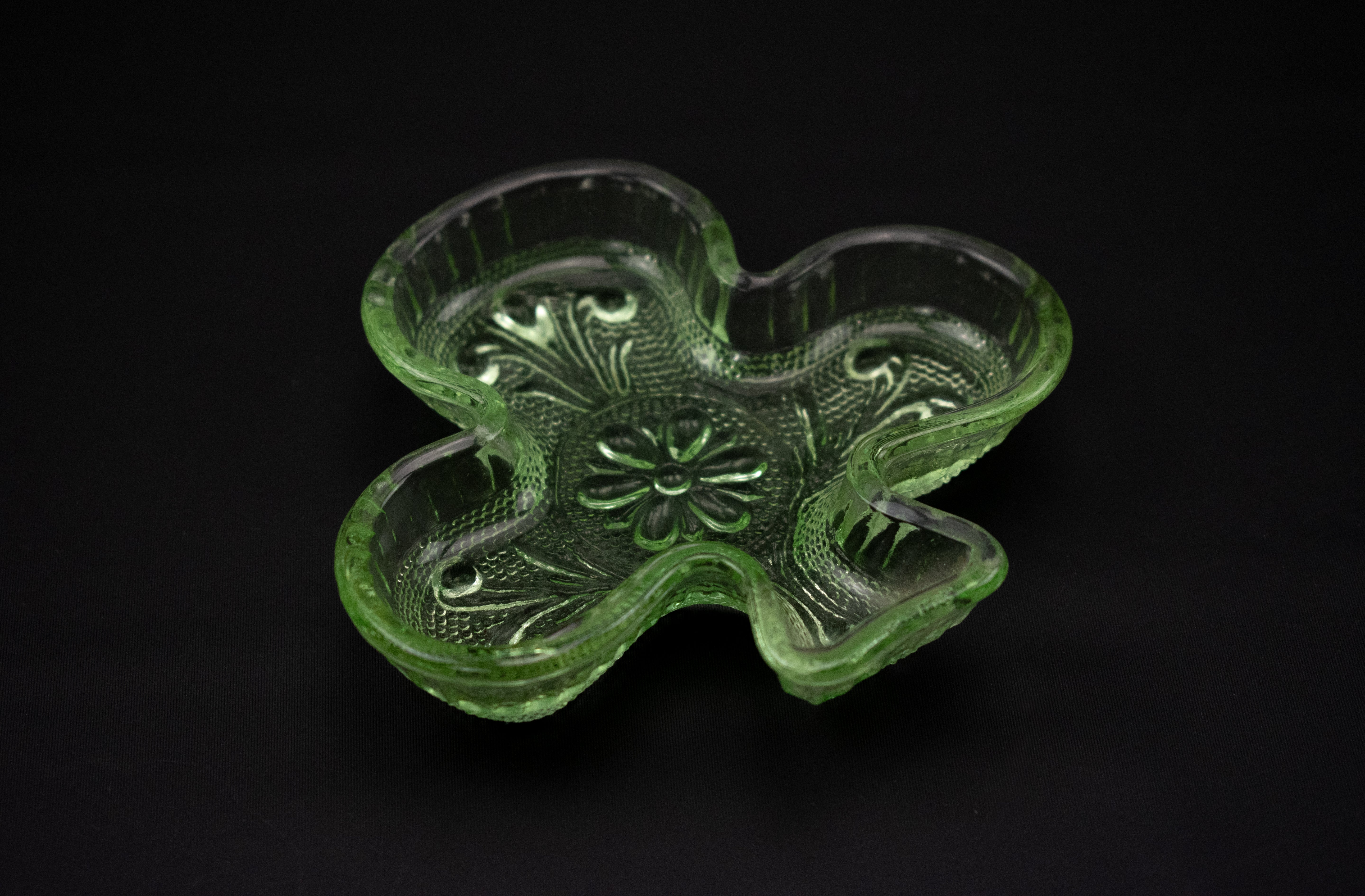 Green Ashtray Glass Ash bowl 3 inch Vintage Lucky Charm Shaped Clear Glass Used