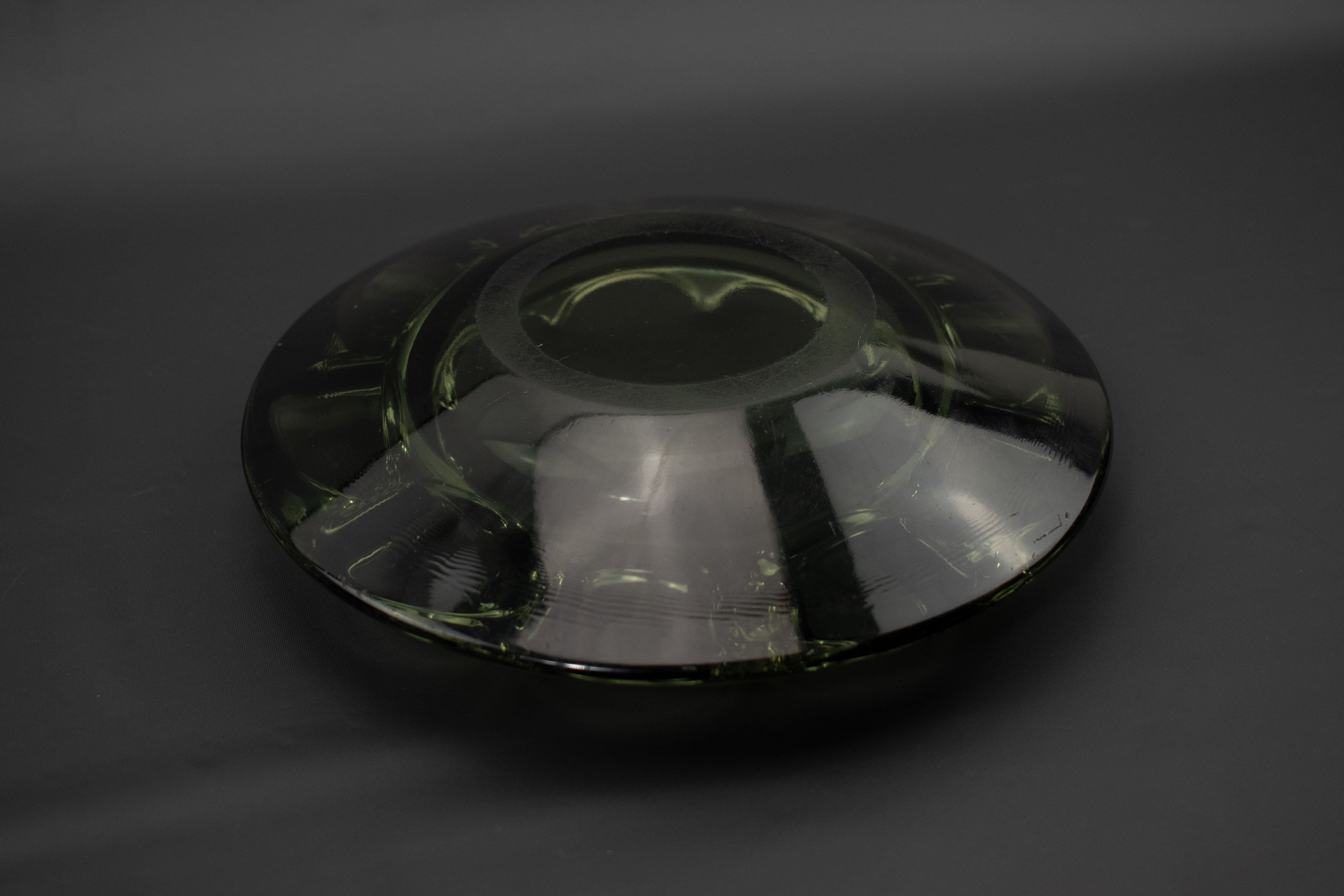 Vintage Ashtray Clear Glass used Ashtray 4 inch Circle