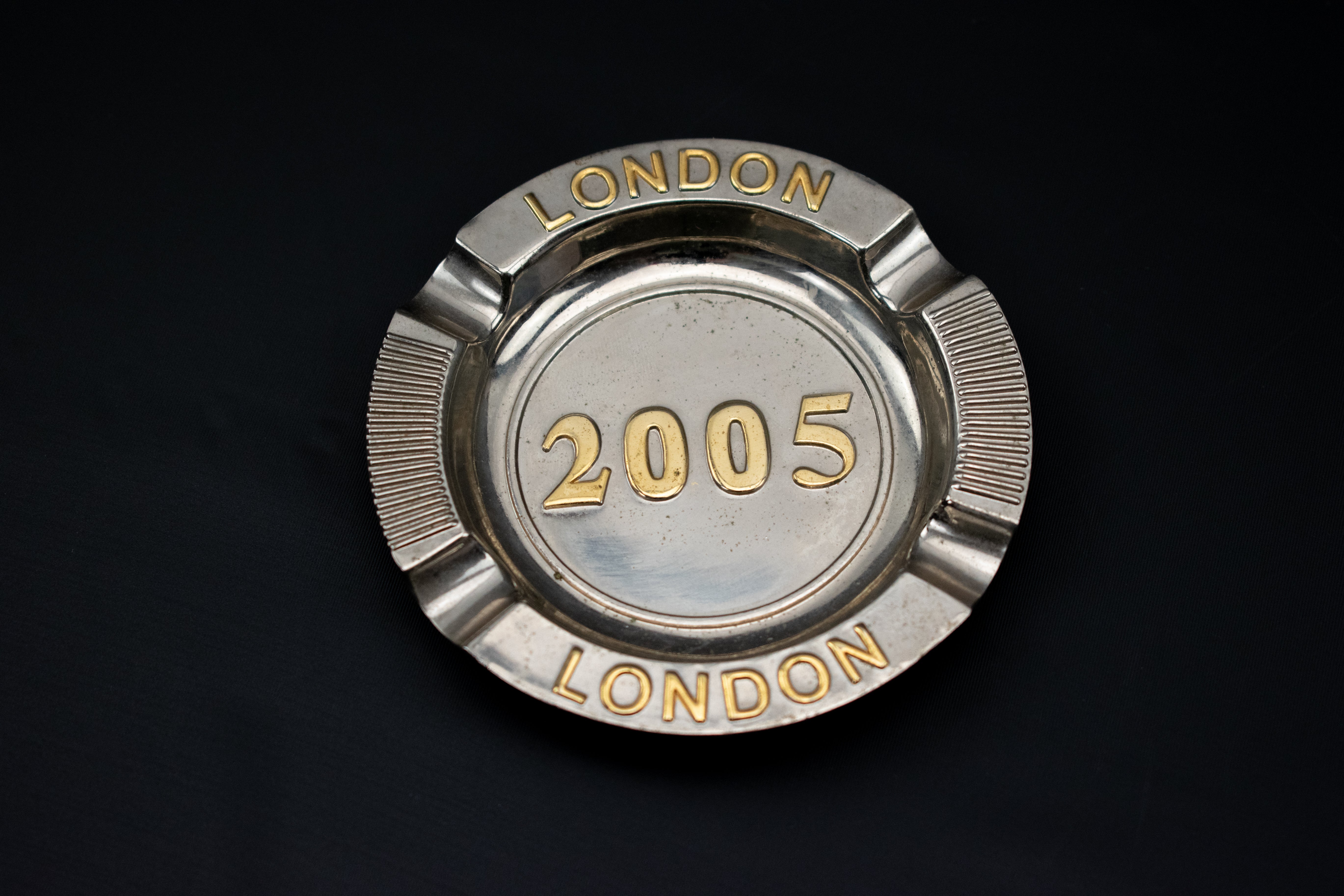 London Ashtray Silver 2005 Used 3 inch Small Collectible Souvenir Ashtray