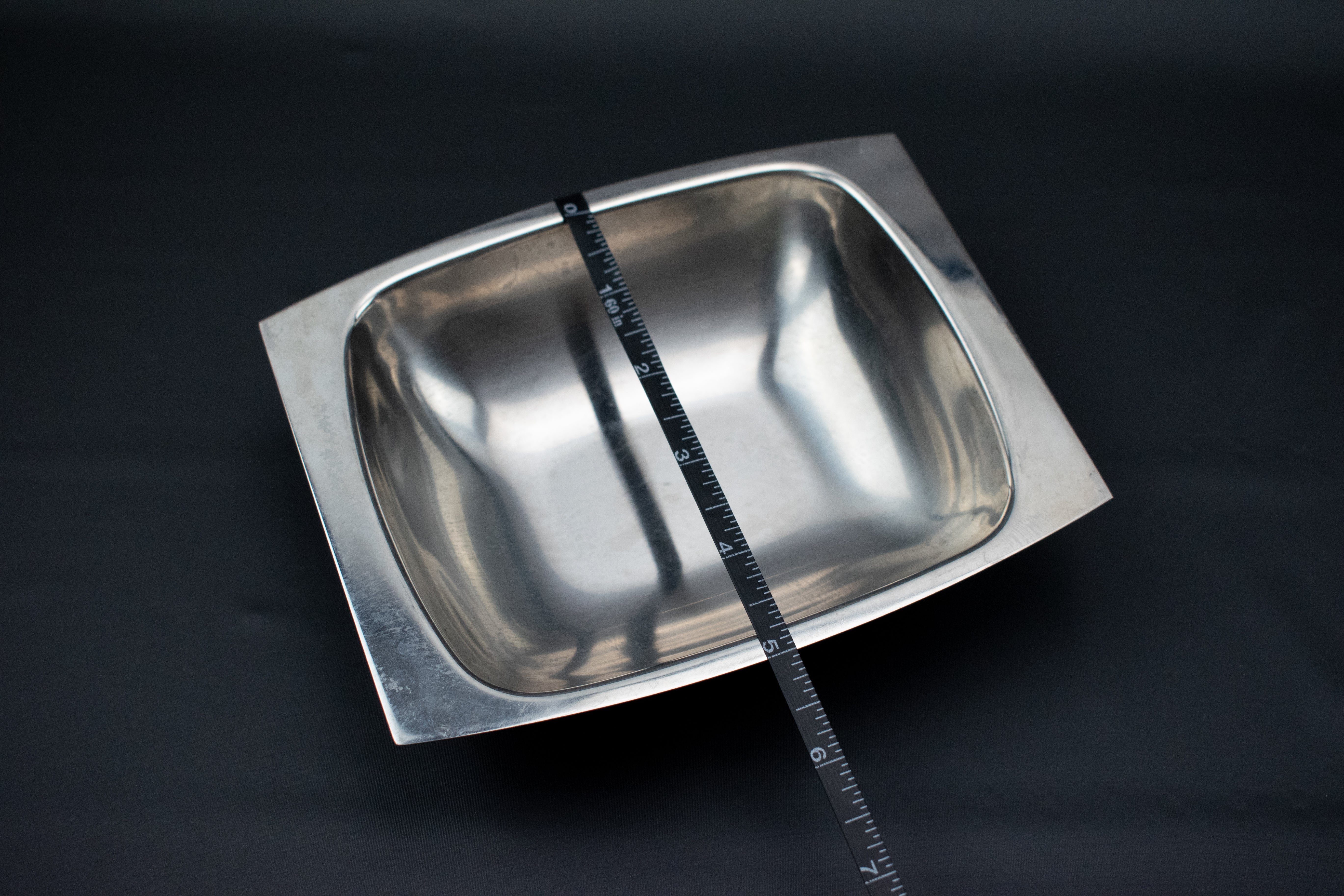 Metal Ash trays used set Vintage Ashtray