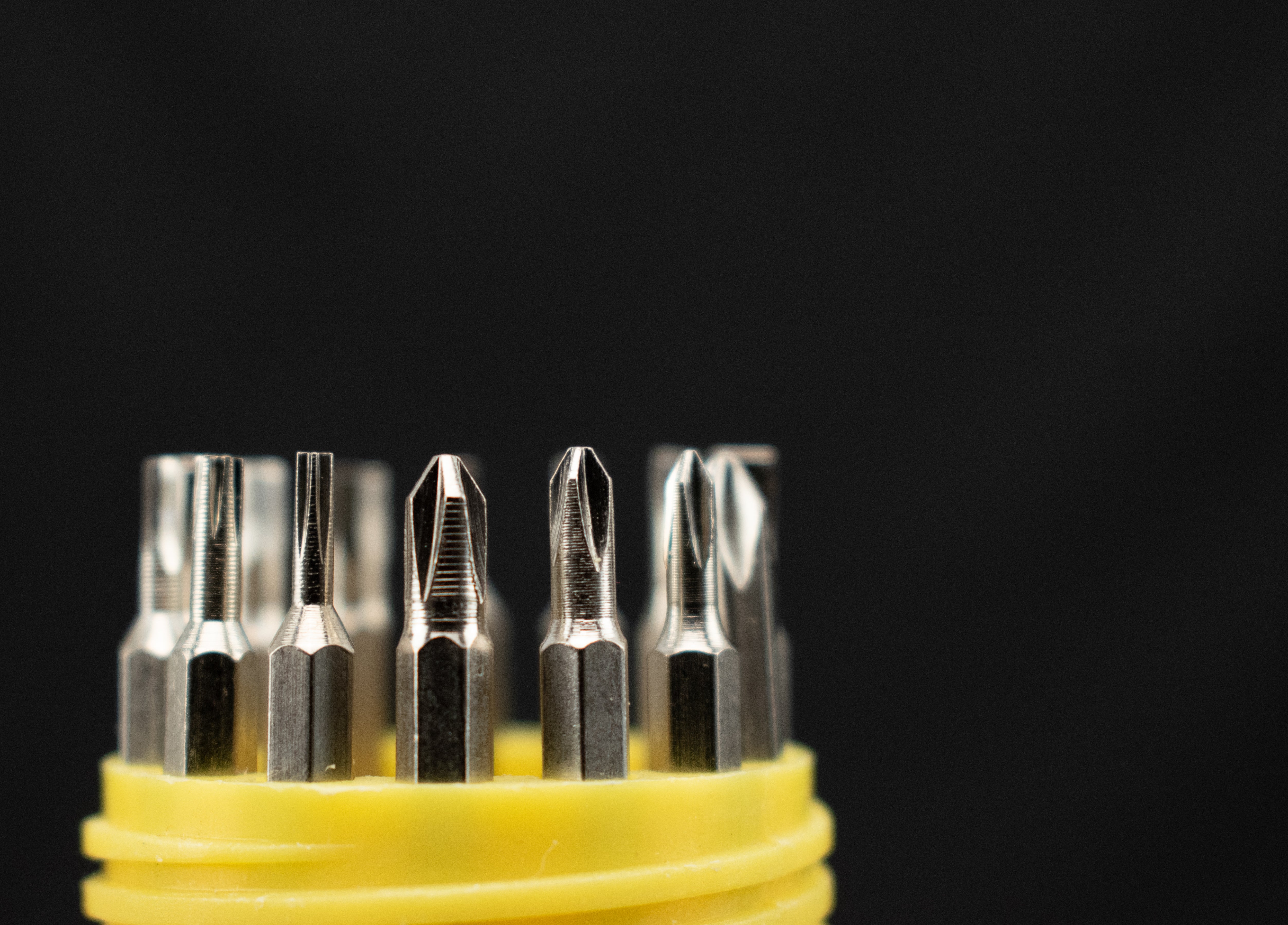 Survival Pack Tool Kit 14Pc Compact Screwdriver Set Lightweight Protective Case NEW