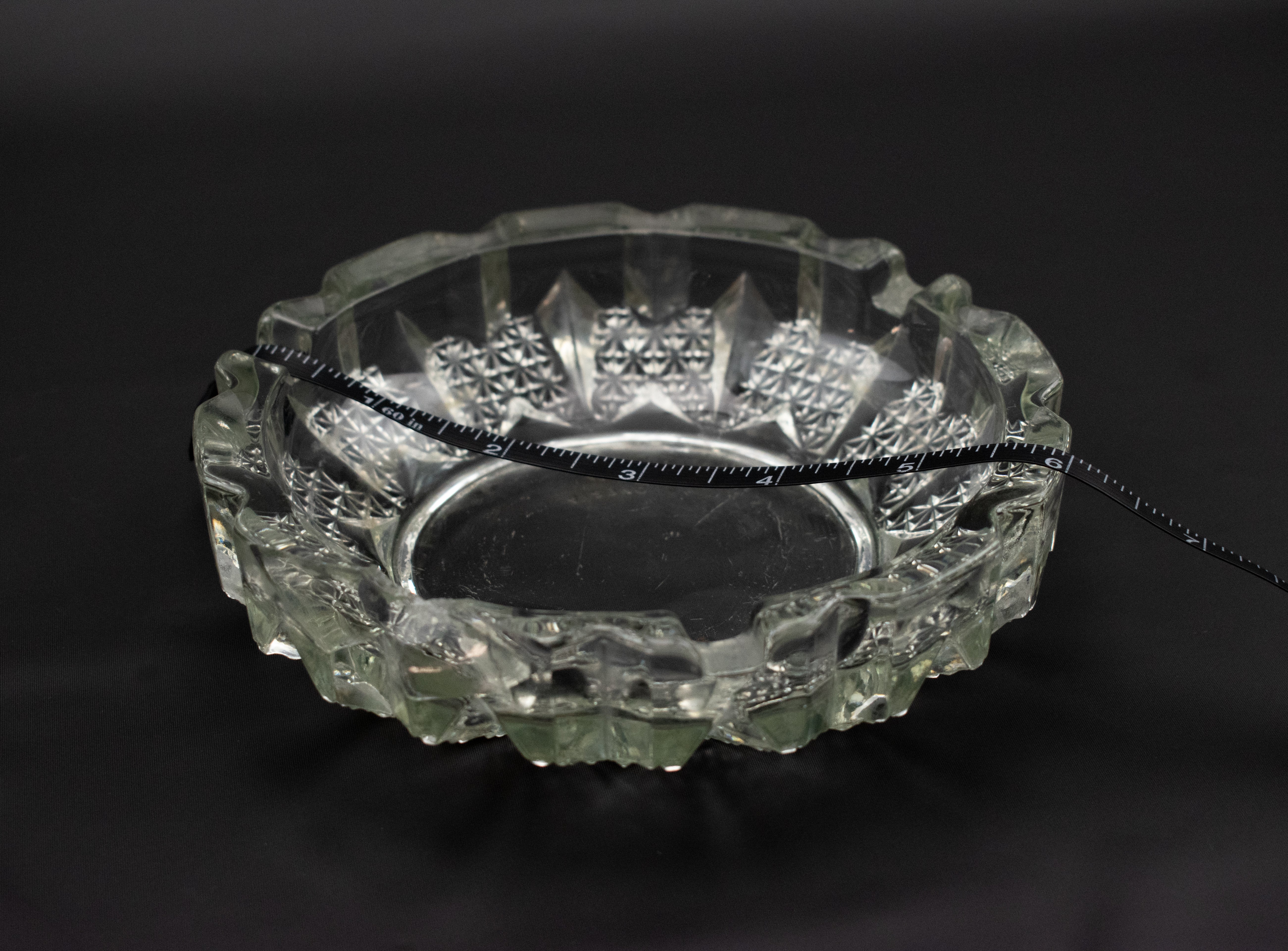 Clear Ashtray 6 inch Glass Circle Vintage Bar Table Ash Bowl
