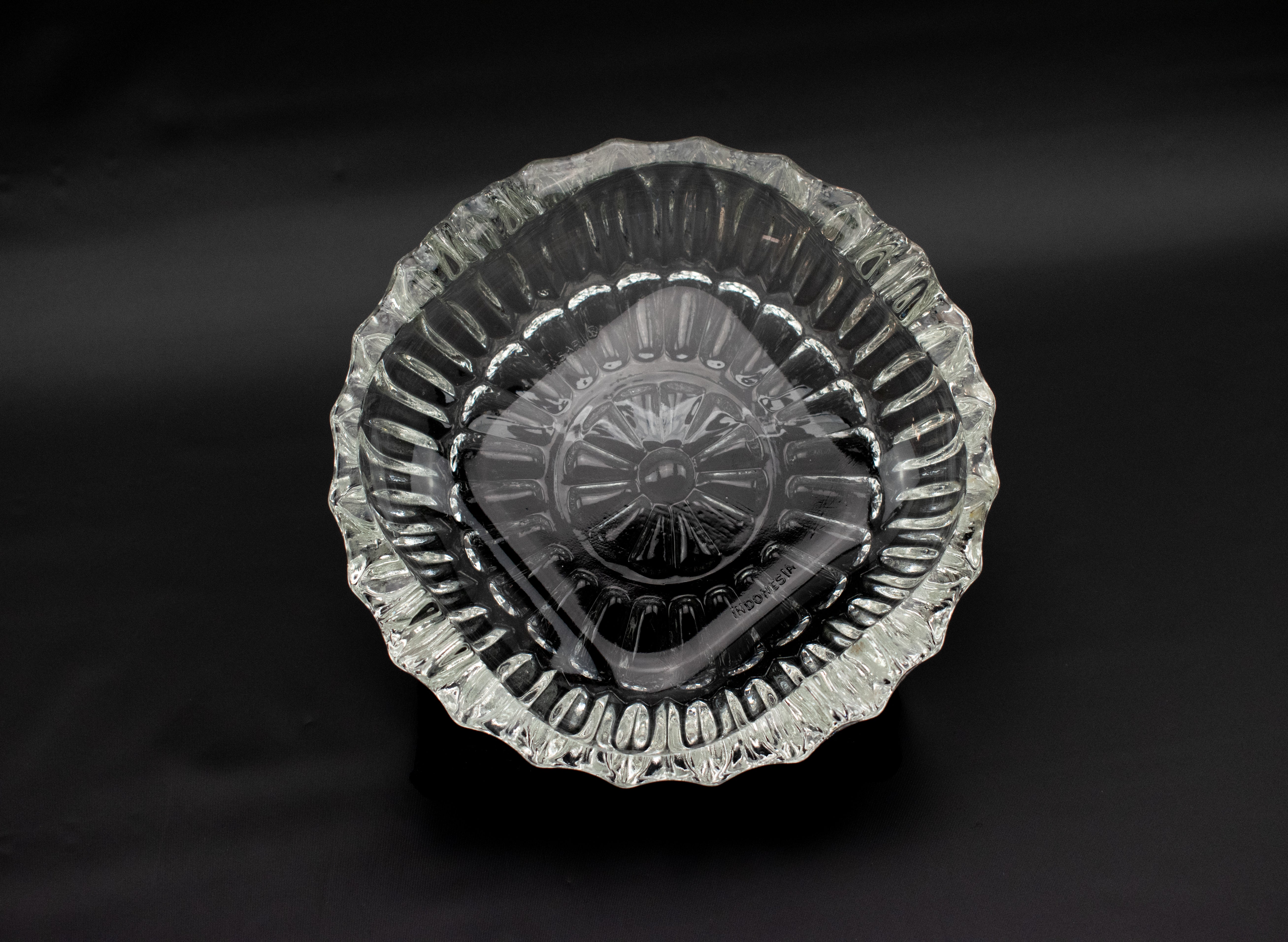 Ashtray Glass Clear Ash Bowl Smoking Used 5 Inch Circle Glass