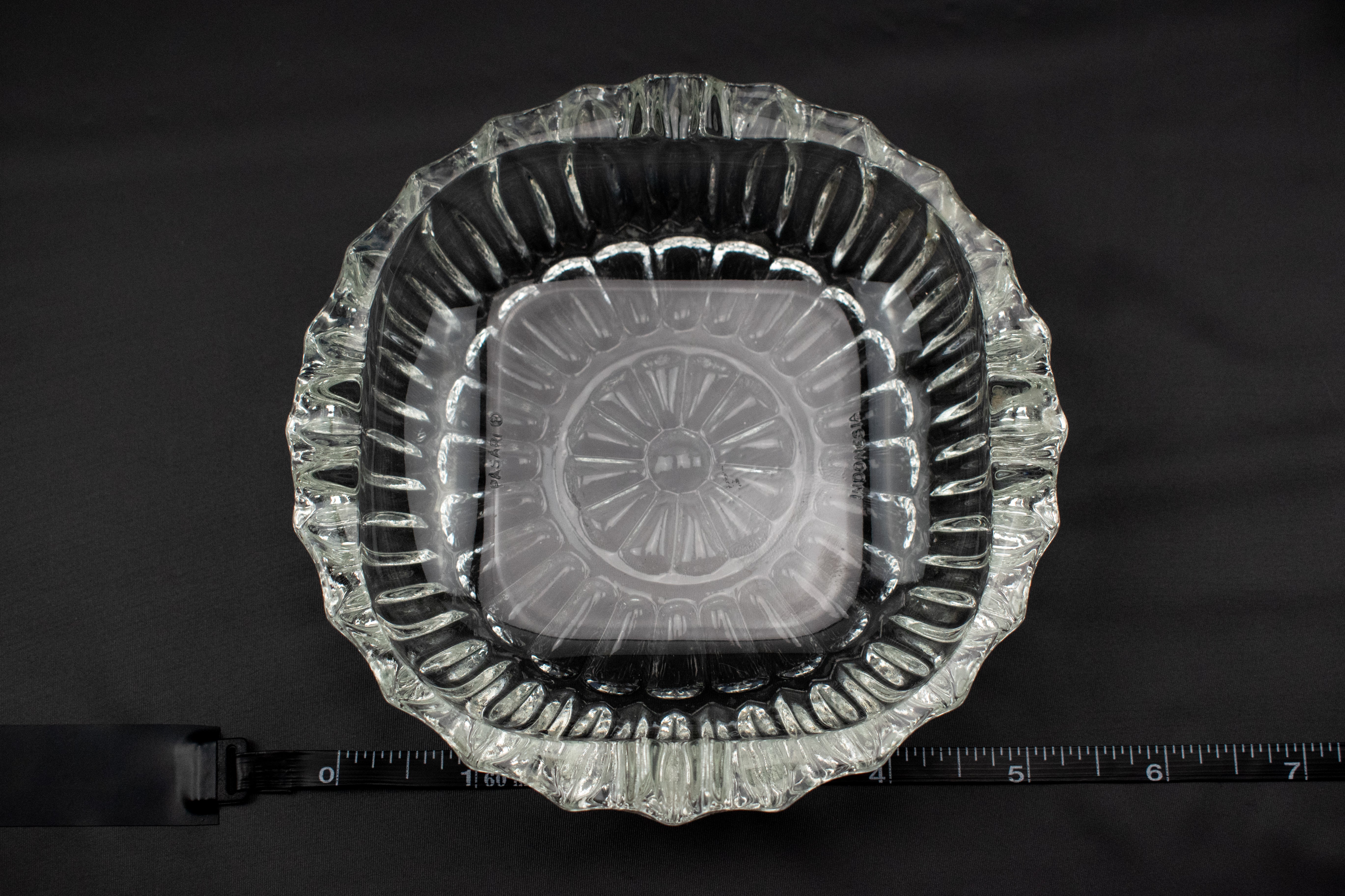 Ashtray Glass Clear Ash Bowl Smoking Used 5 Inch Circle Glass
