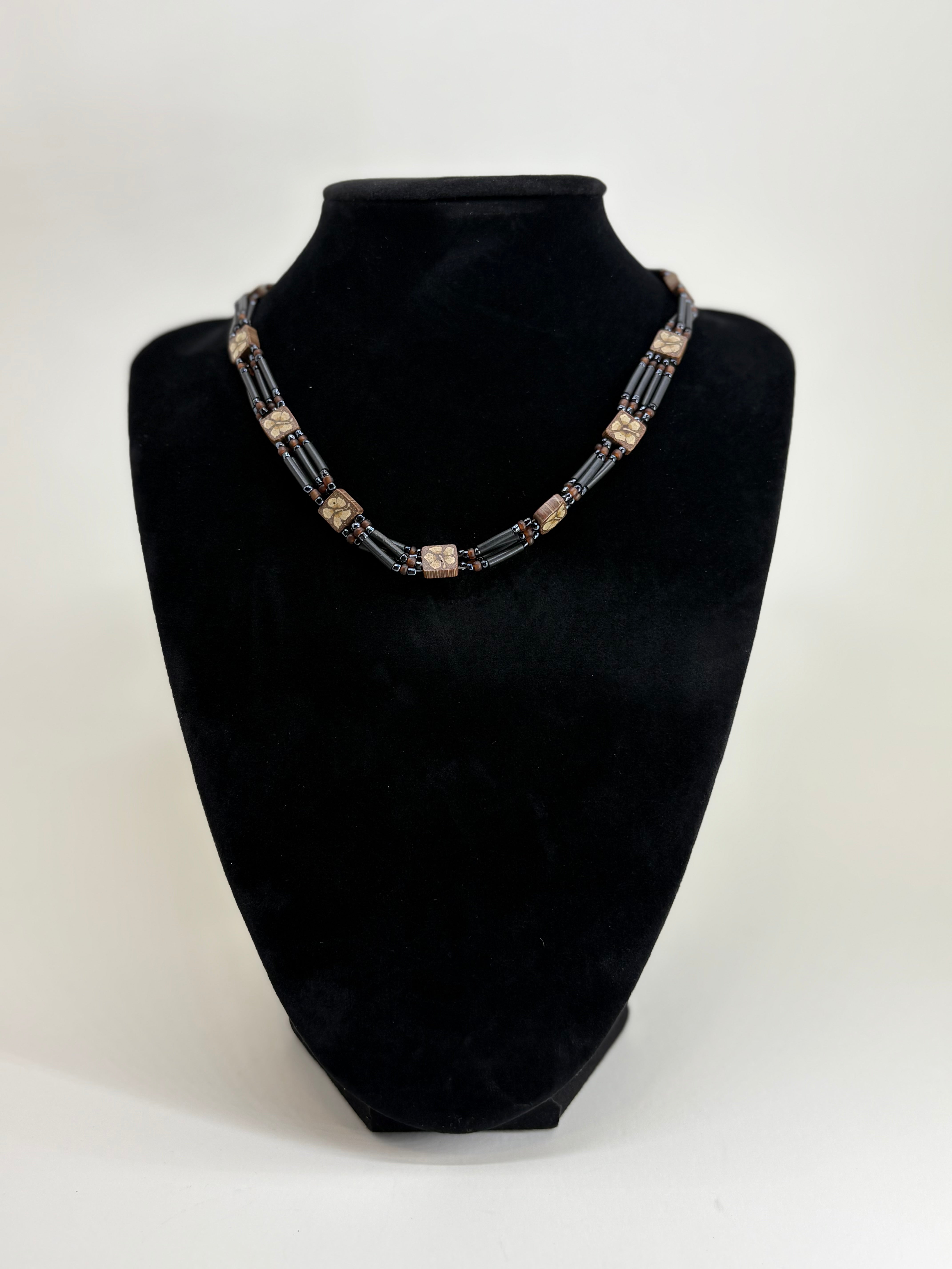 Boho Wooden Beaded Necklace with Hibiscus Flowers 6.5"