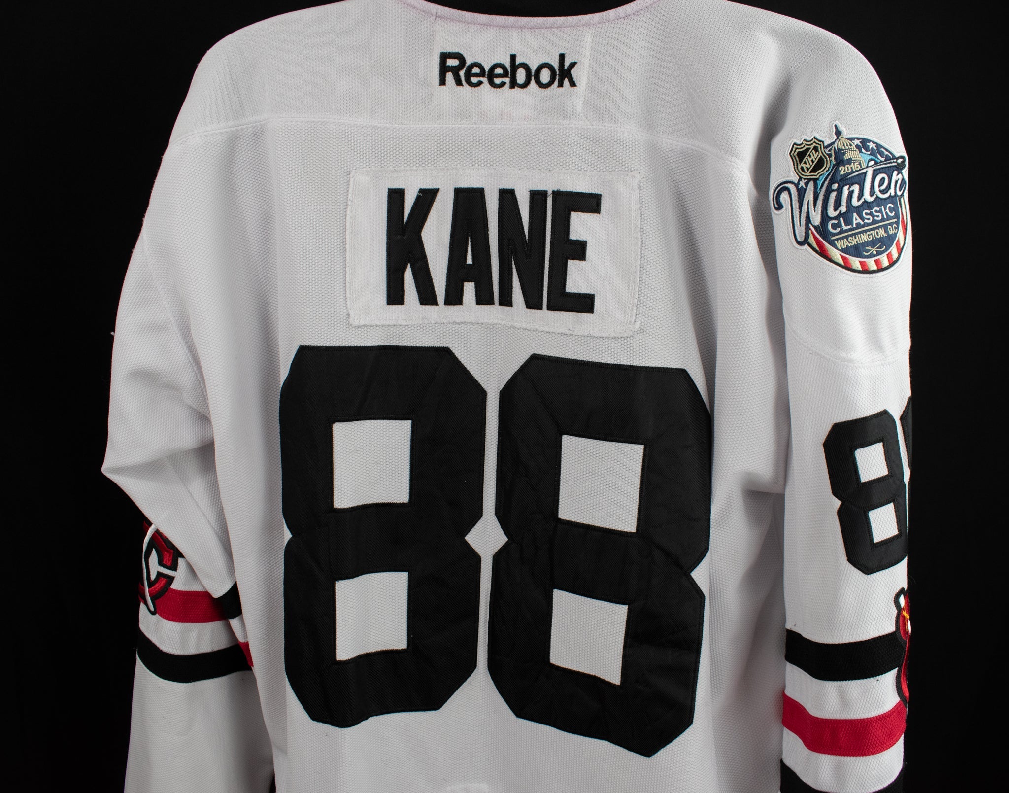Chicago Black Hawks Patrick Kane 88 Winter Classics White Jersey 2015 Reebok Used