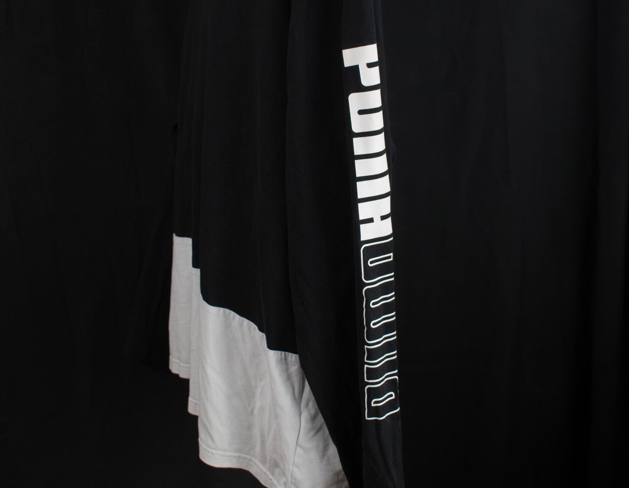 Puma Lightweight Hoodie Shirt Black White Adult XL Long Sleeve Workout Shirt