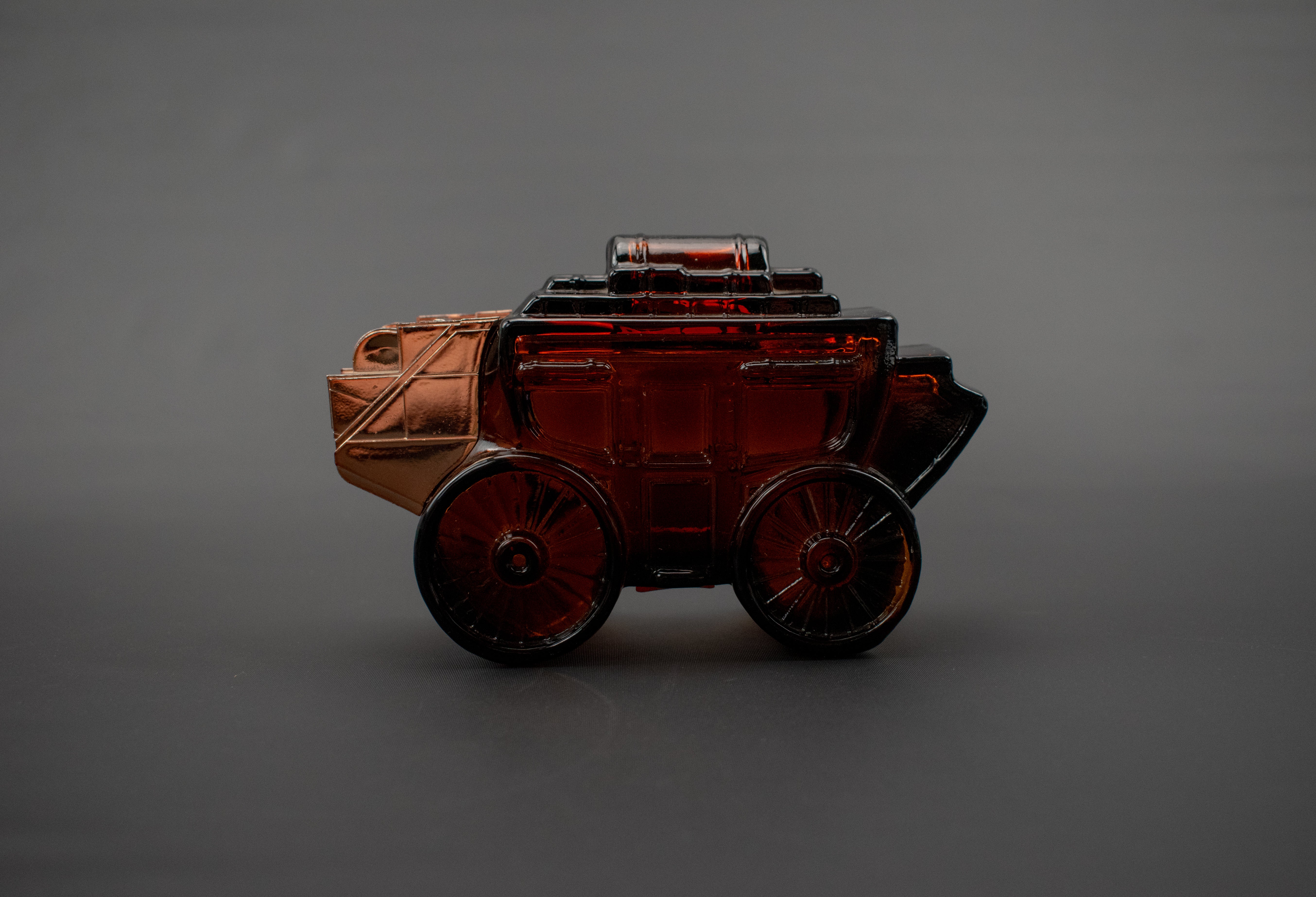 Avon Stagecoach Wild Country Aftershave bottle 5fl.oz Brown Wagon 5in