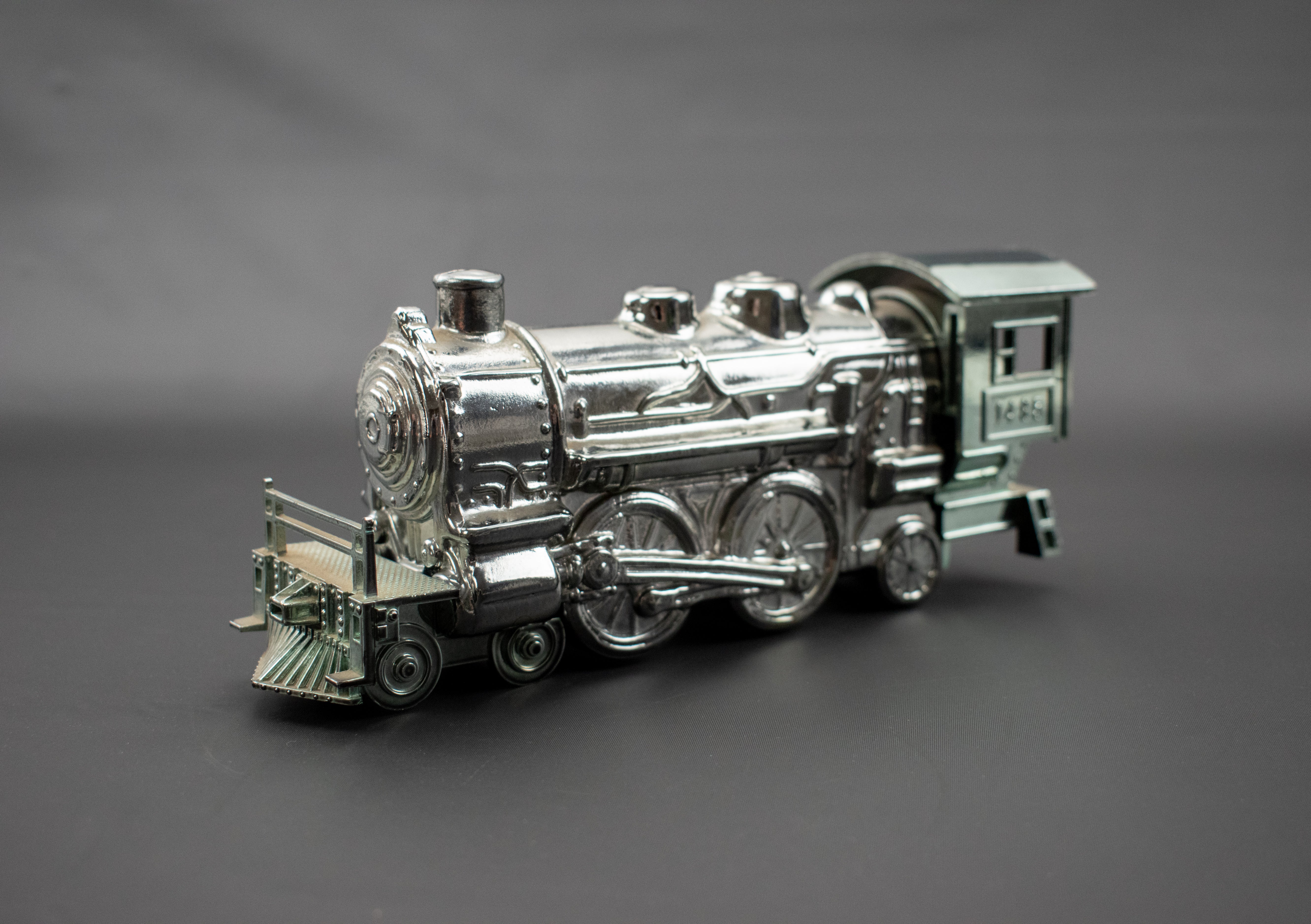 Avon Silver Train 1485 Used Glass bottle Deep Woods After Shave Used 5 FL
