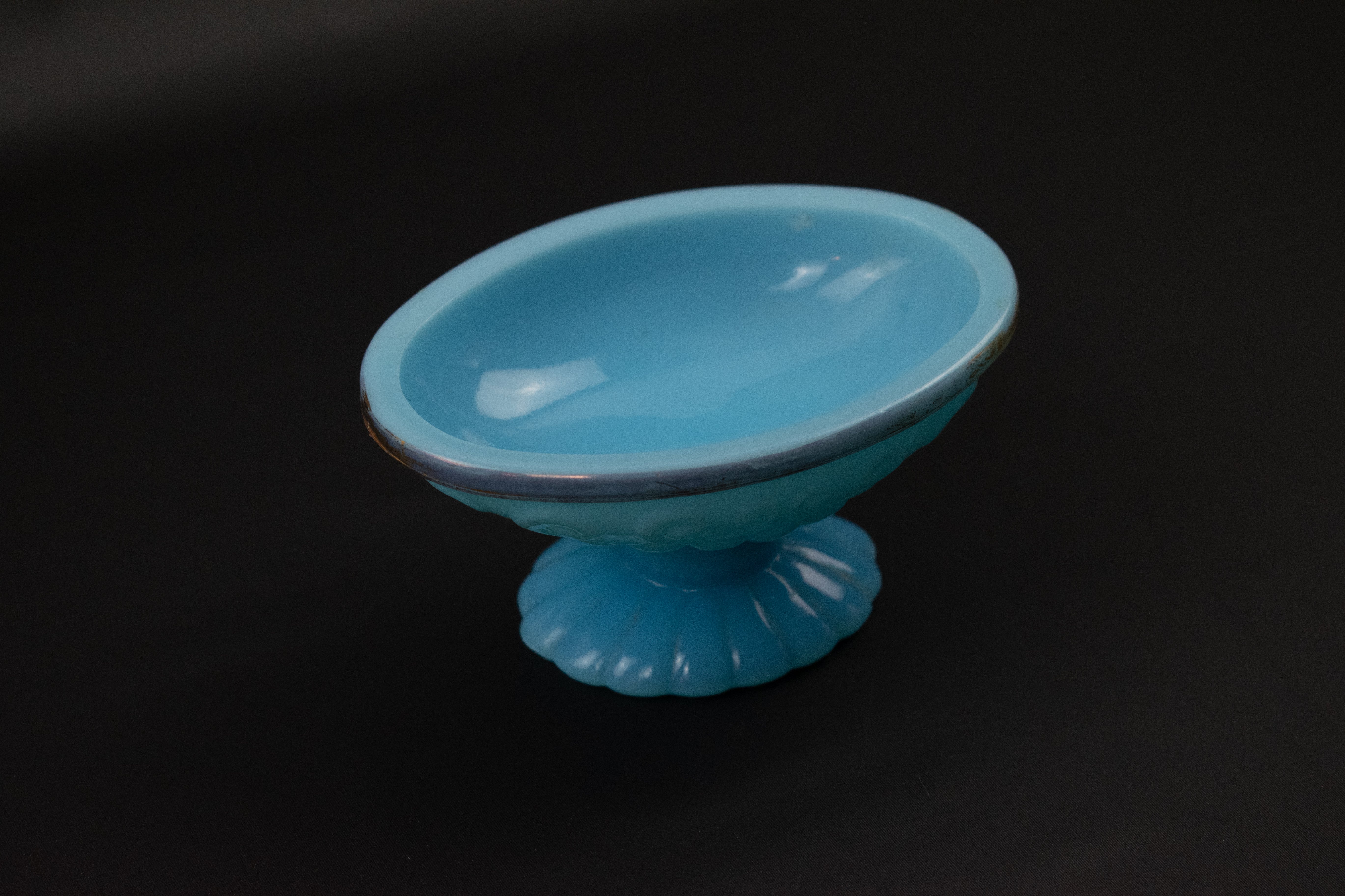 Vintage Avon Soap Pedestal Footed Dish Bowl Bristol Blue 4” in Silver Trim