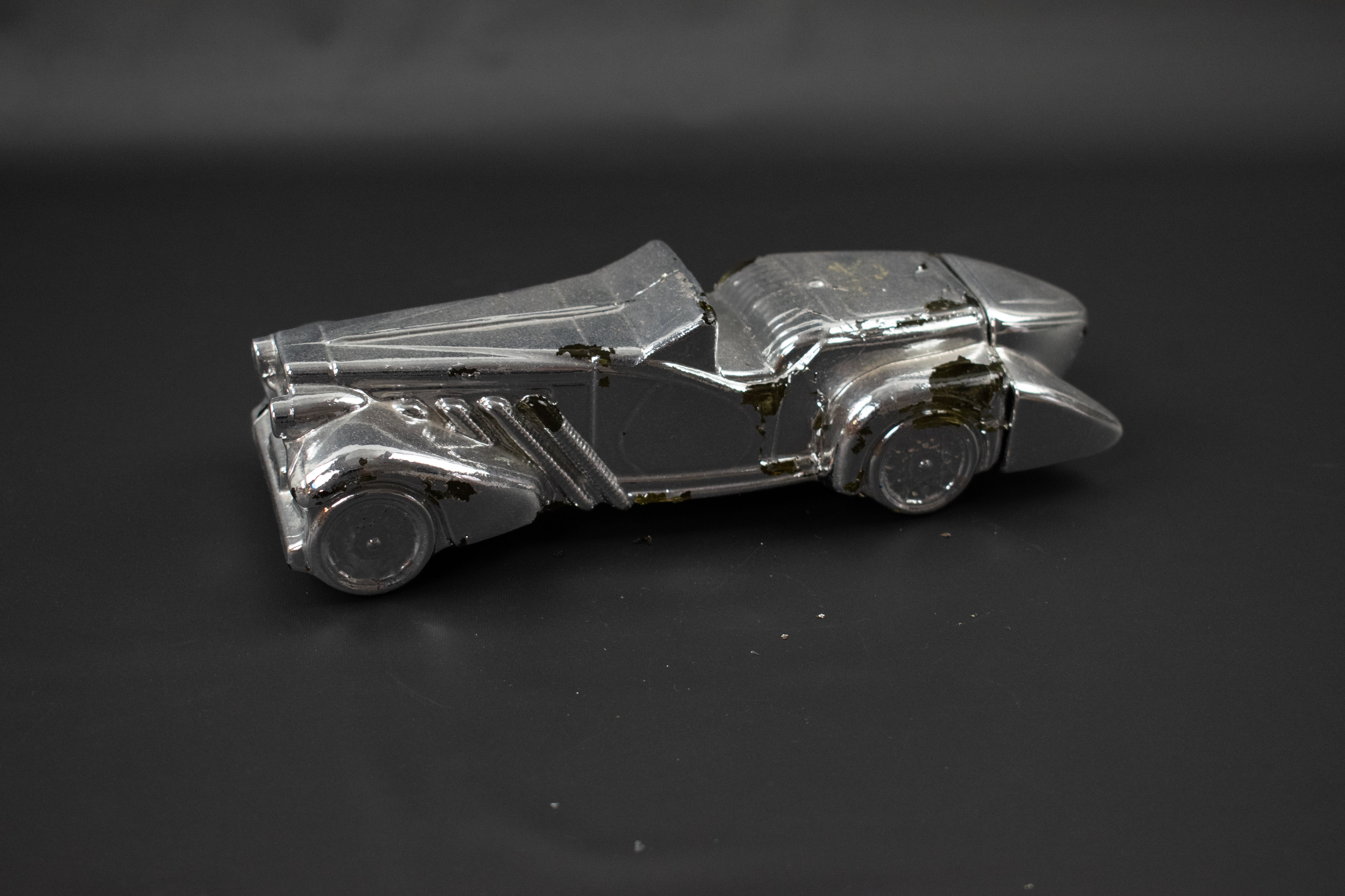 Avon Silver Duesenberg Oland Aftershave 6fl oz used empty