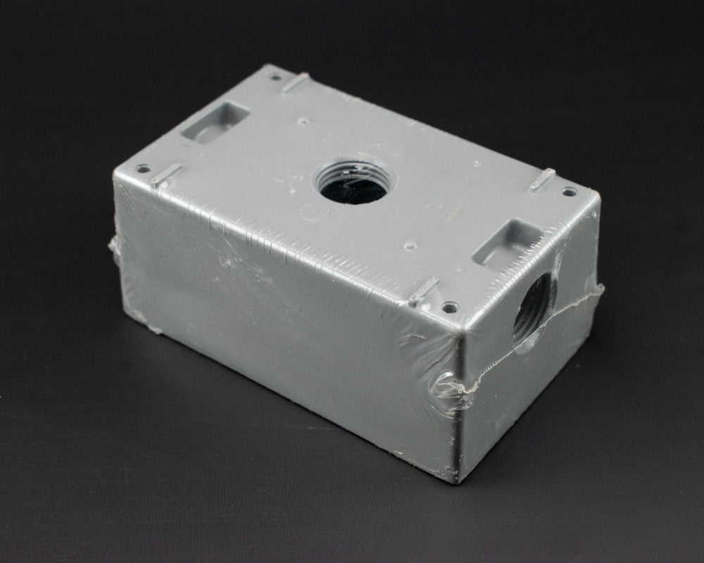 TayMac SB350S 3-Hole 1/2" Outlet Box NEW
