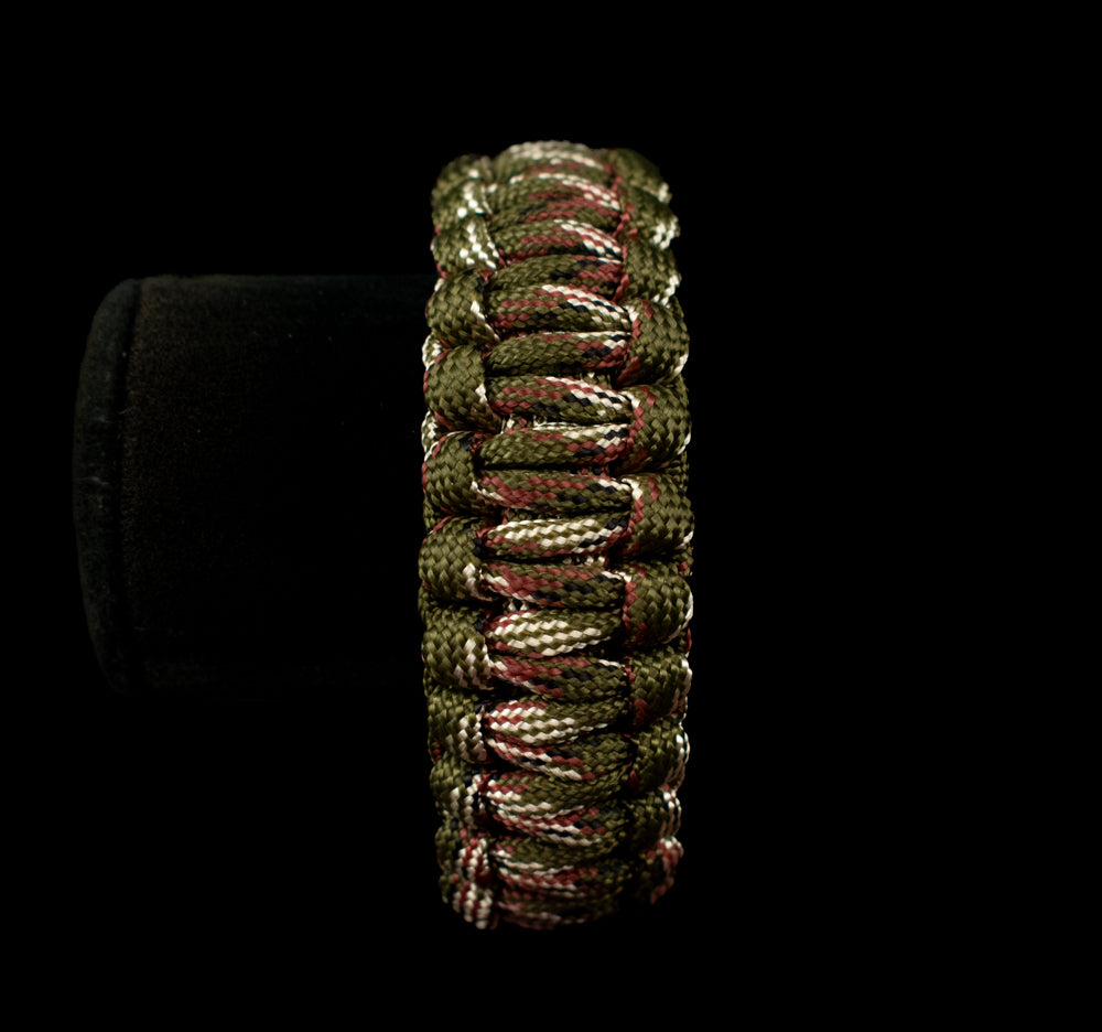 Green 550 Cord Survival Bracelet Fire Starter Whistle