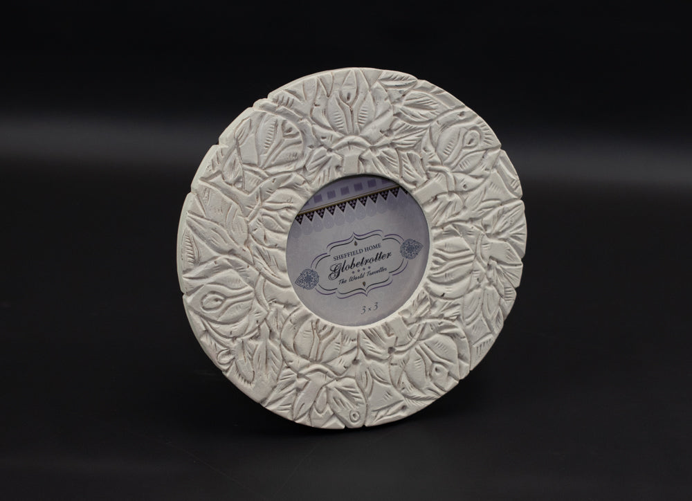 Sheffield Picture Frame White Floral Ceramic Circle Picture Display 3x3