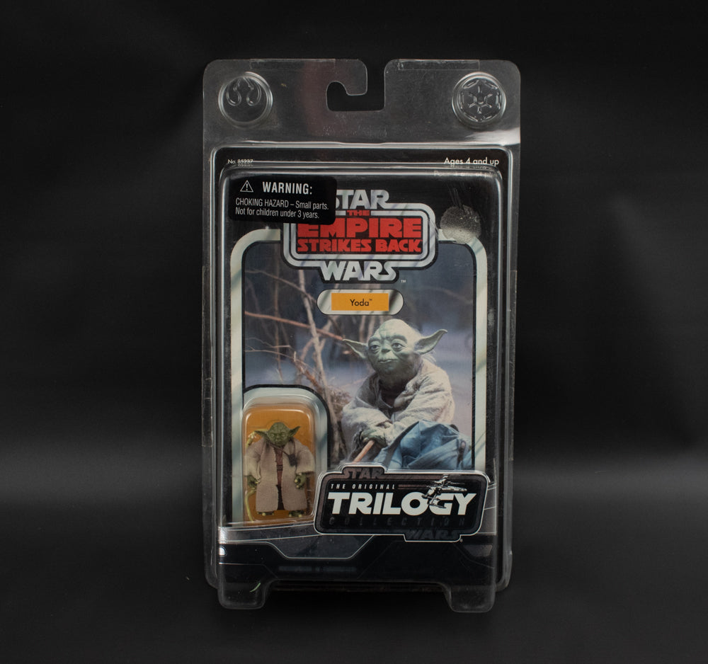 Star Wars The Original Trilogy Collection Yoda The Empire Strikes Back Action Figure.
