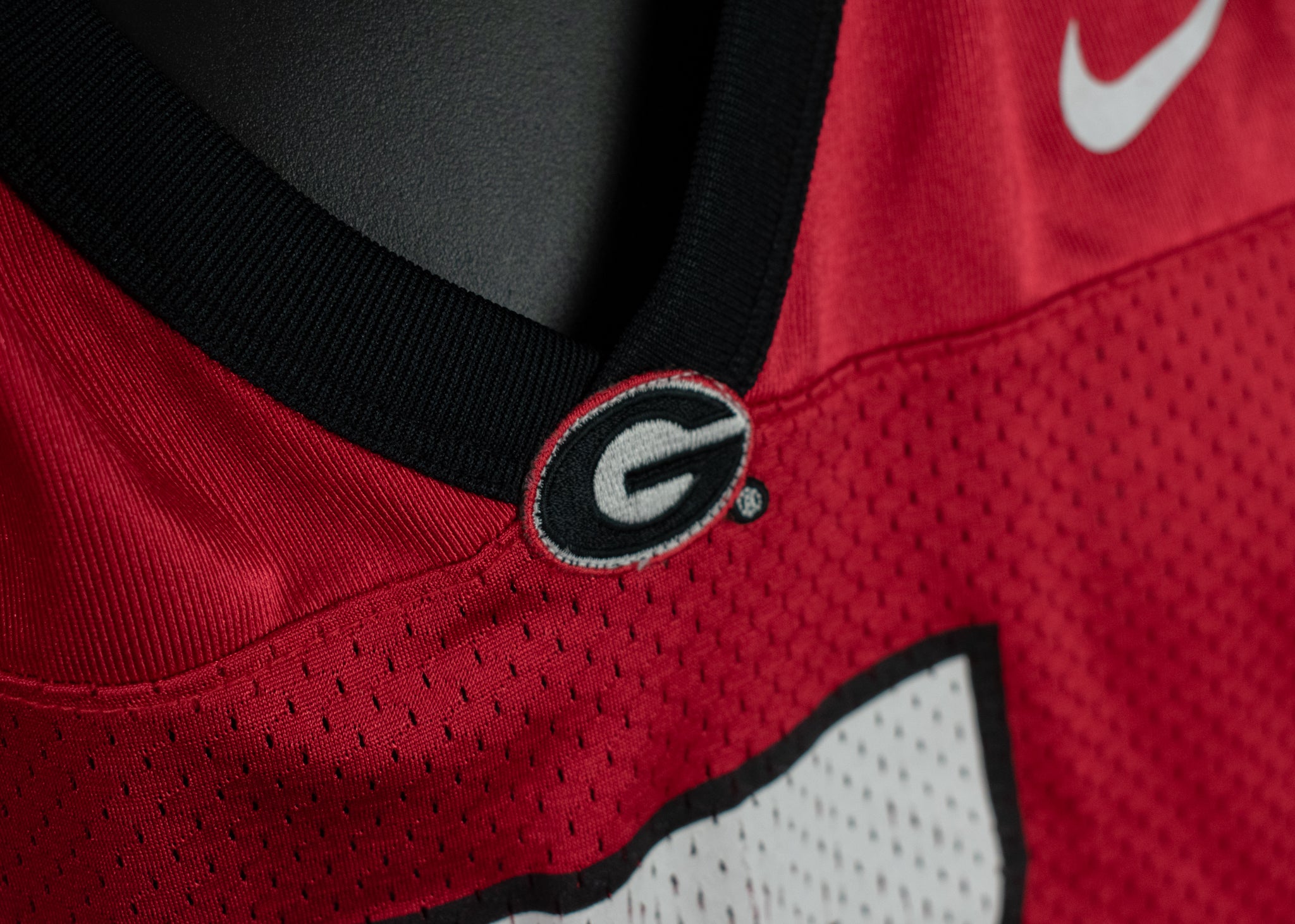 Georgia Bull Dogs NCAA Nike Football Jersey Mens XL Authentic Red Number 7 Adult