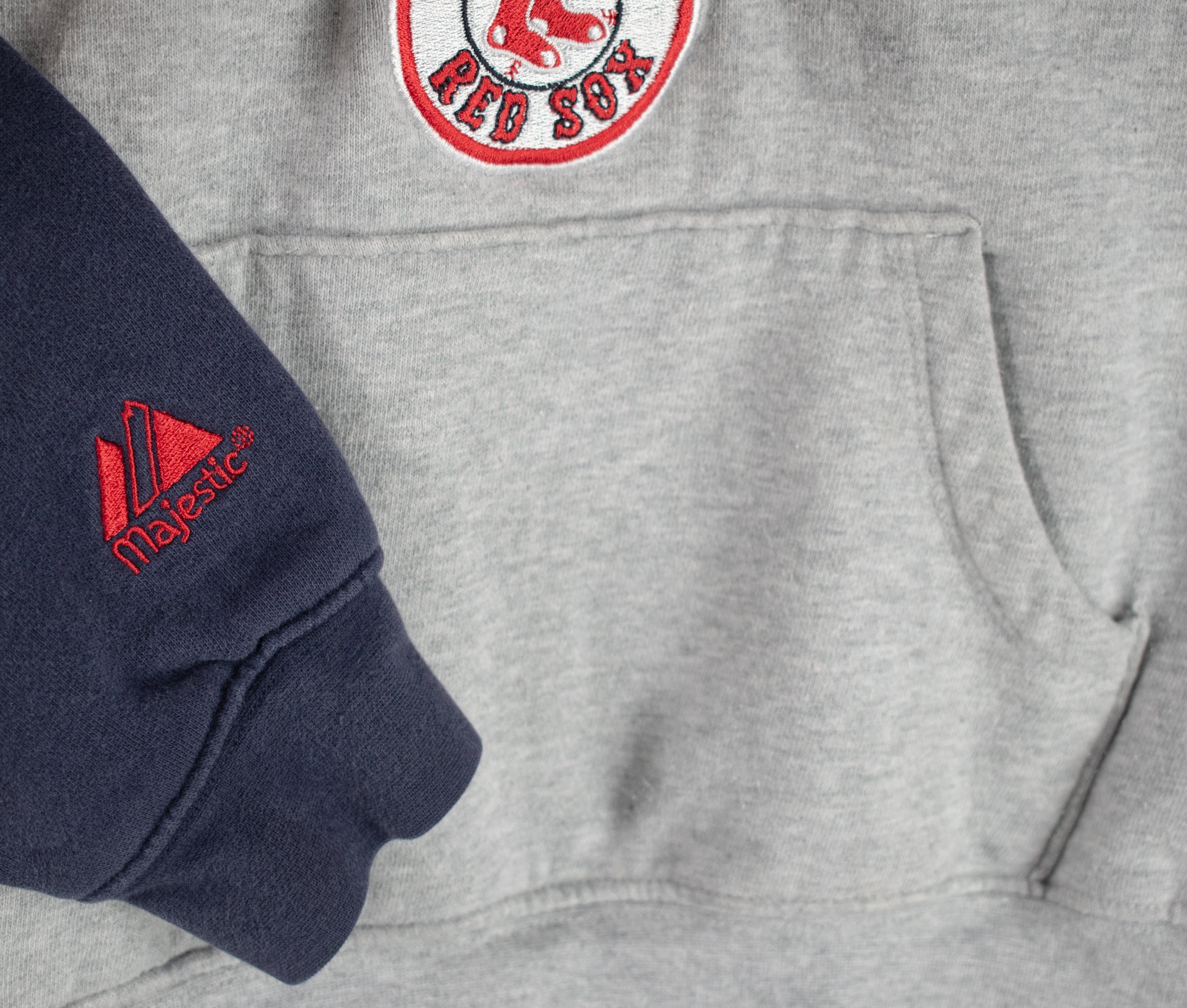 Boston Red Sox MLB Baseball Sweatshirt Kids Youth Blue Gray Boys Pullover Size 8 Used
