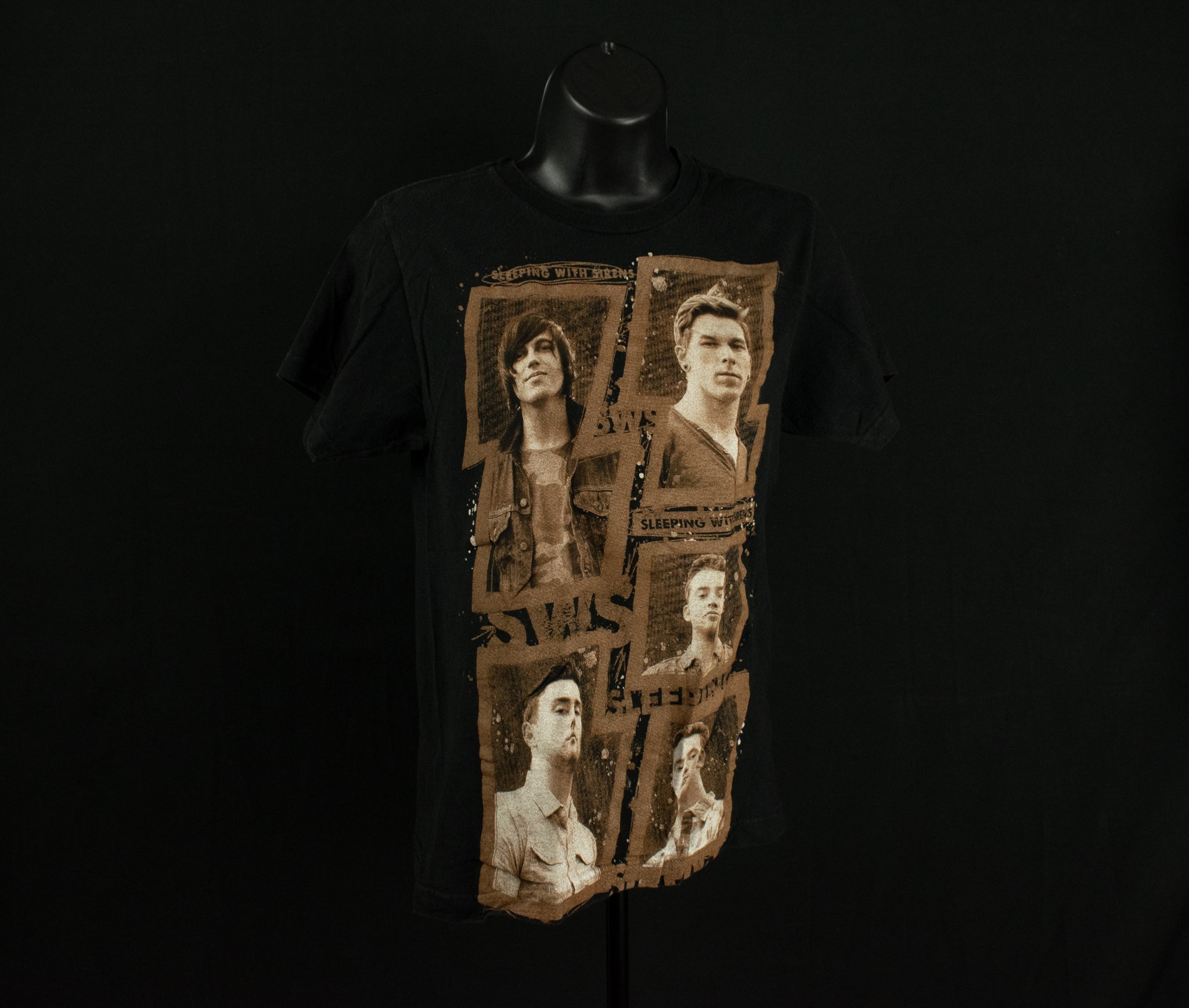 Sleeping with Sirens Vintage Rock Band Black T-Shirt X-Small Female Black Shirt READ