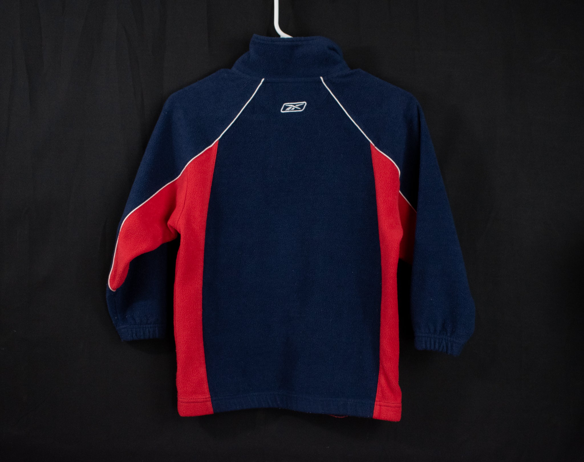 New England Patriots Team Apparel Reebok Pullover Sweater Kids Size 8 Small Blue