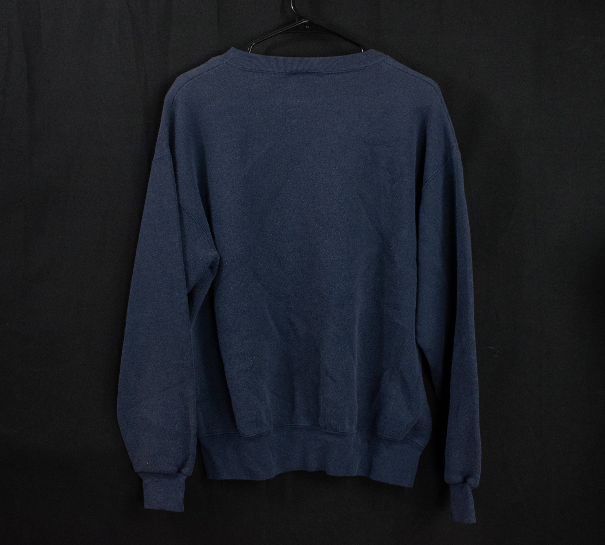 New England Patriots Mens Sweater Medium Used Pullover NFL Football Authentic Blue Adult