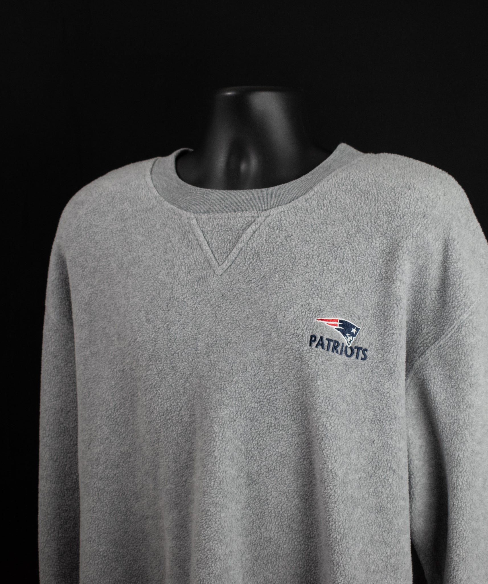 New England Patriots XL Pullover Sweater NFL Football Sweatshirt Gray