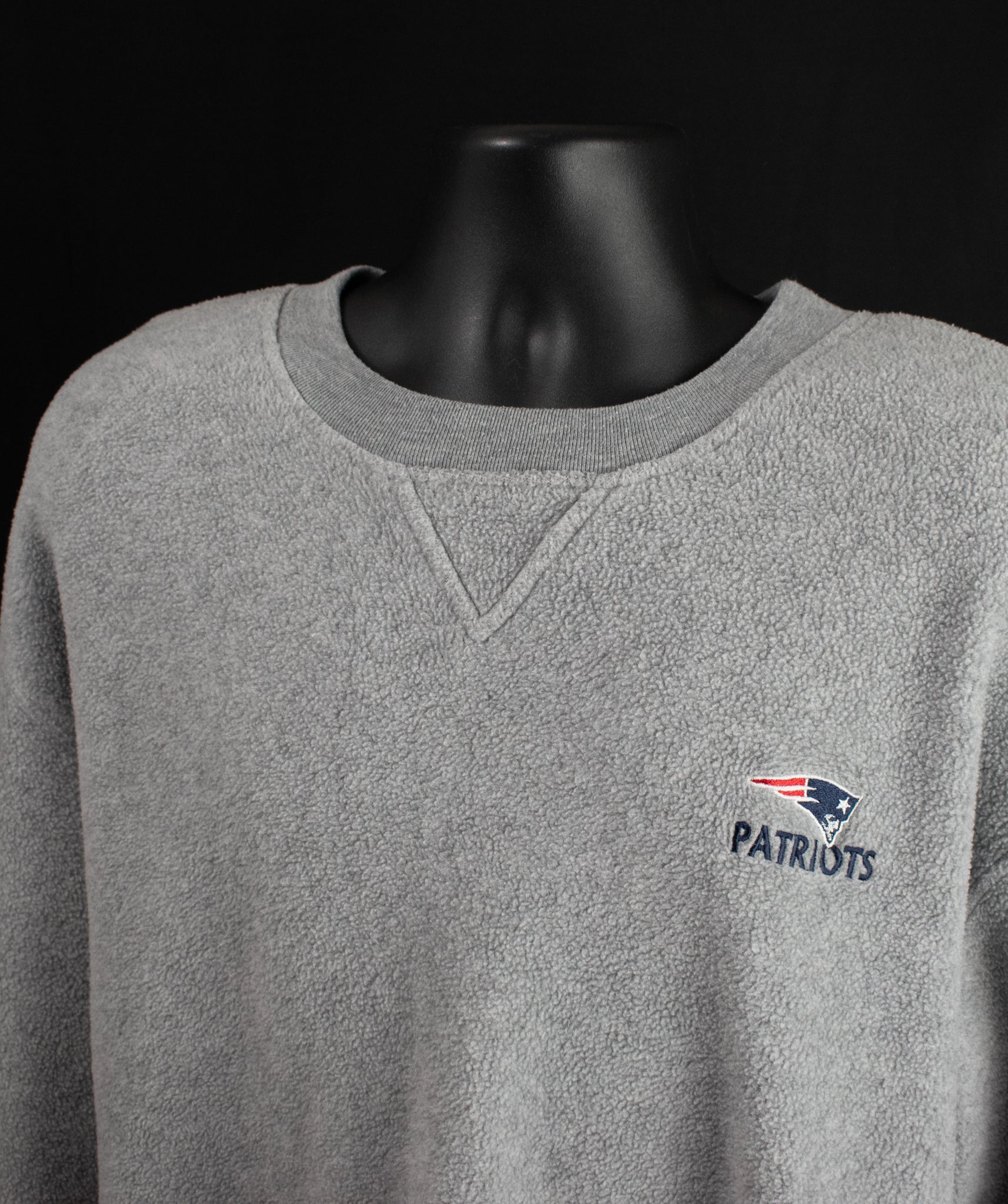 New England Patriots XL Pullover Sweater NFL Football Sweatshirt Gray