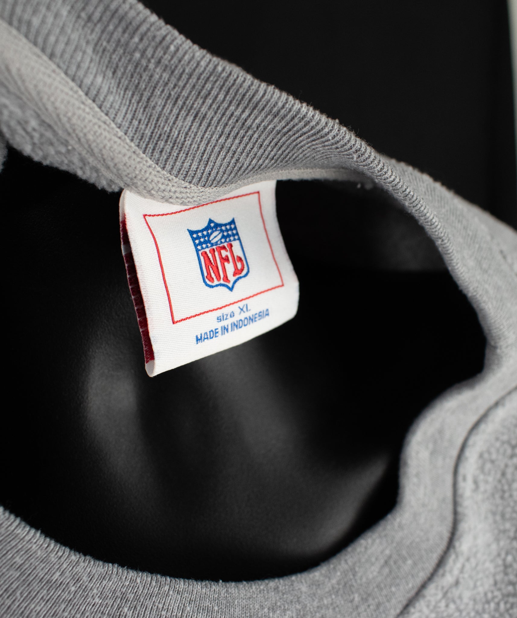 New England Patriots XL Pullover Sweater NFL Football Sweatshirt Gray