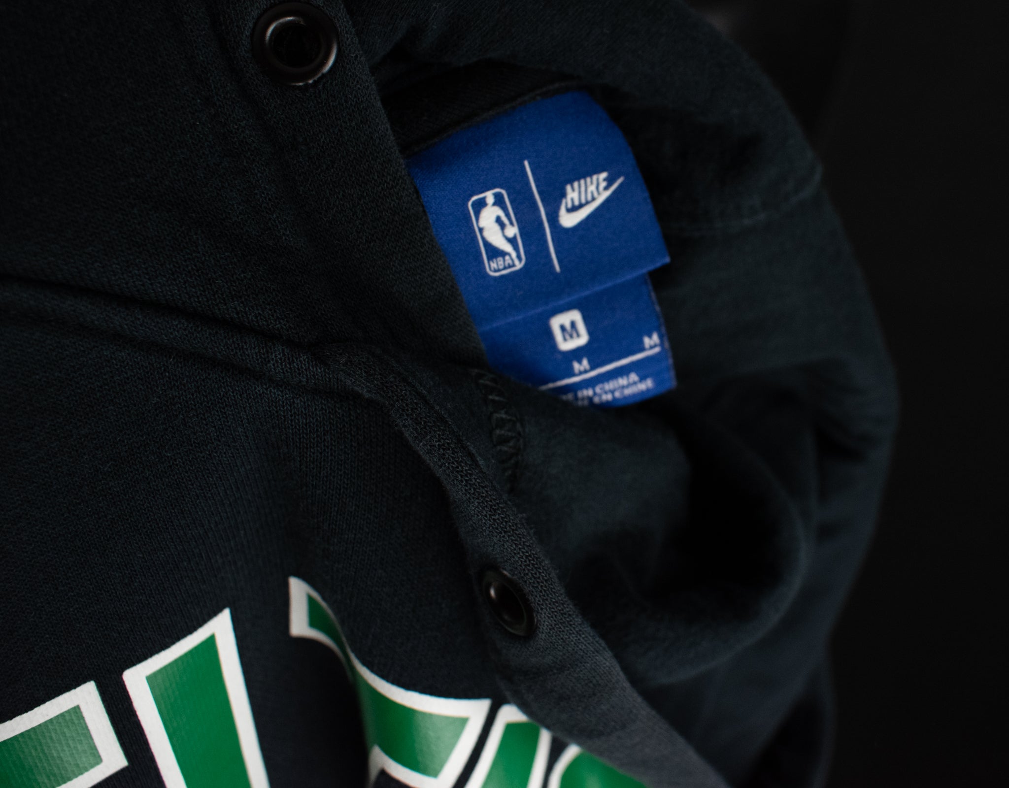 Boston Celtics NBA Basketball Nike Sweatshirt Medium Black Hoodie