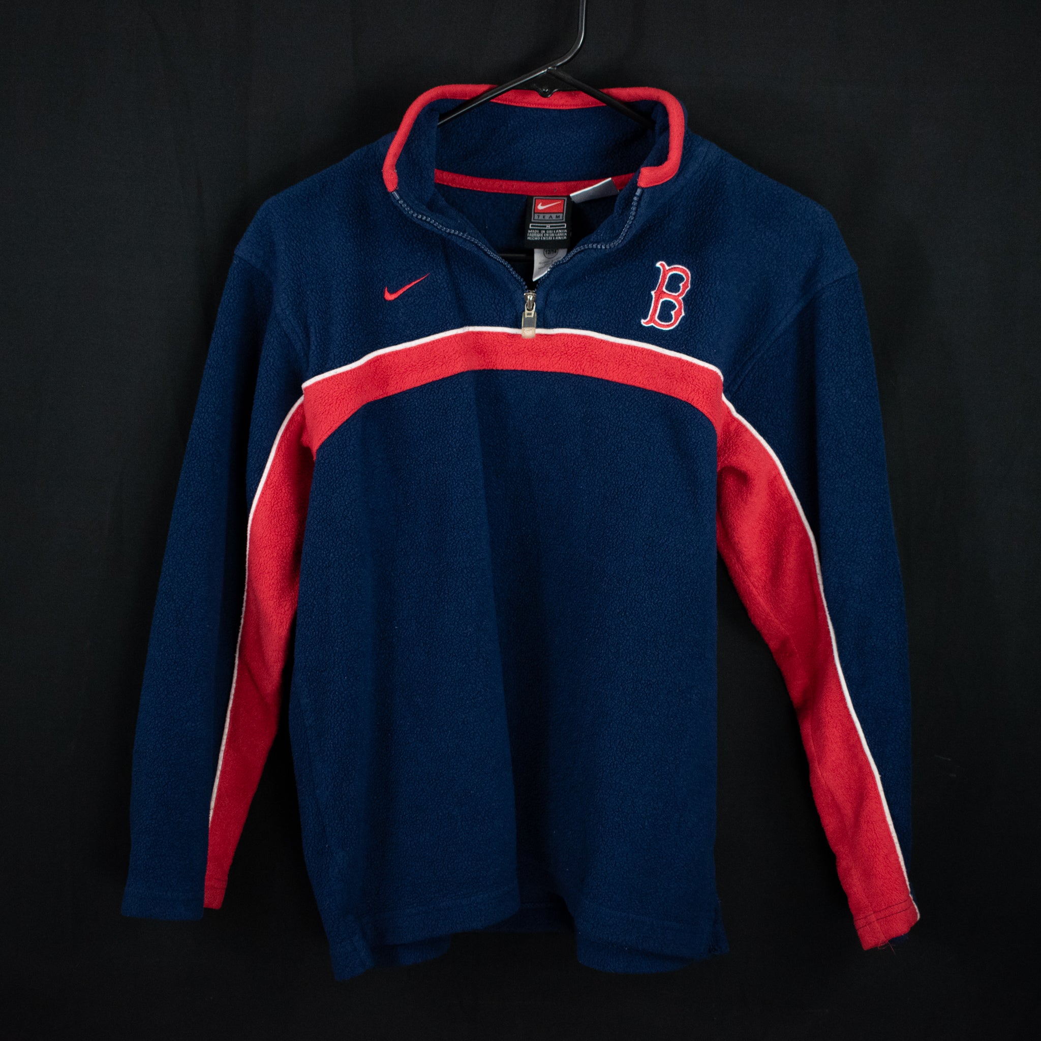 Boston Red Sox Medium Nike MLB Baseball Kids Pullover Sweater Size 12-14 Used