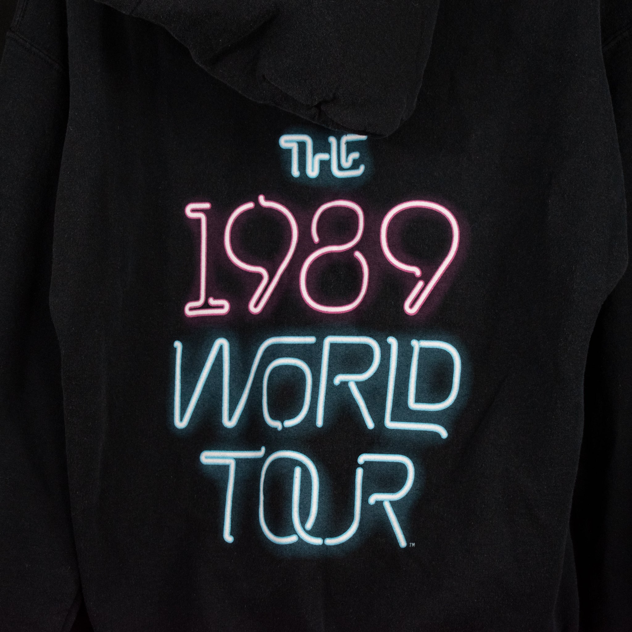 Taylor Swift The 1989 World Tour Medium Hoodie Authentic Concert Sweatshirt Used
