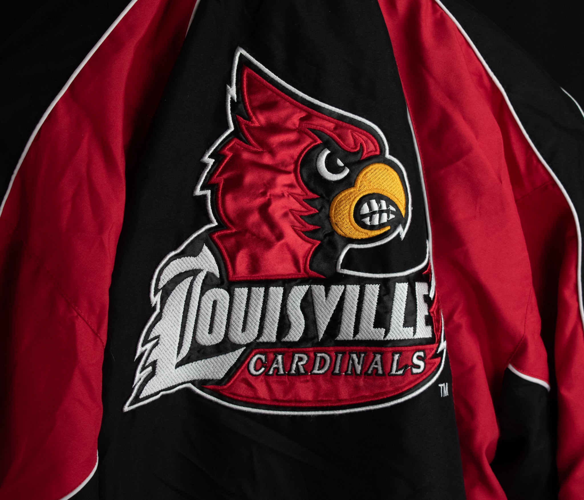 Louisville Cardinals Men's Pullover Windbreaker 58 sports Size X-Large Red Sweatshirt