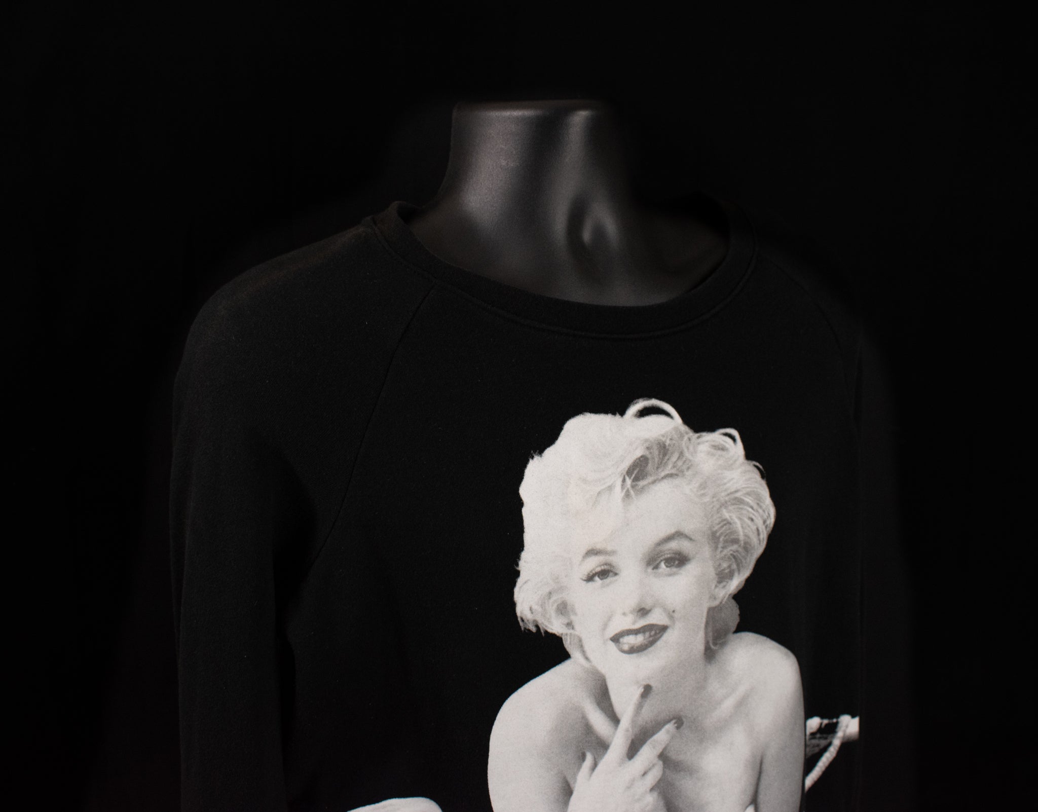 Marilyn Monroe Black Pullover Sweatshirt Black and White Large Women Sweater
