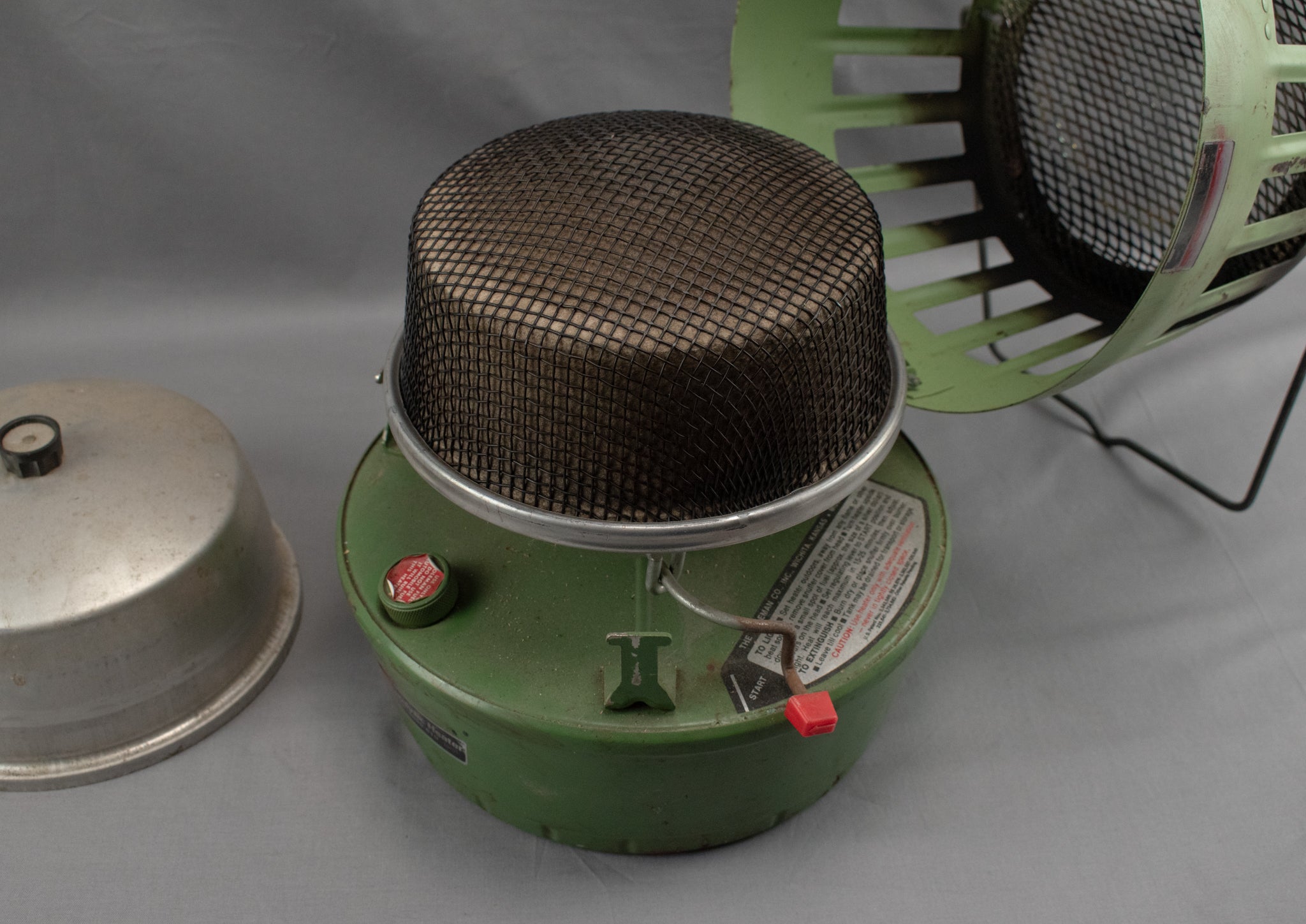 Vintage Coleman Catalytic Heater 5000 Btu Model 513b 11/81 1978 Green