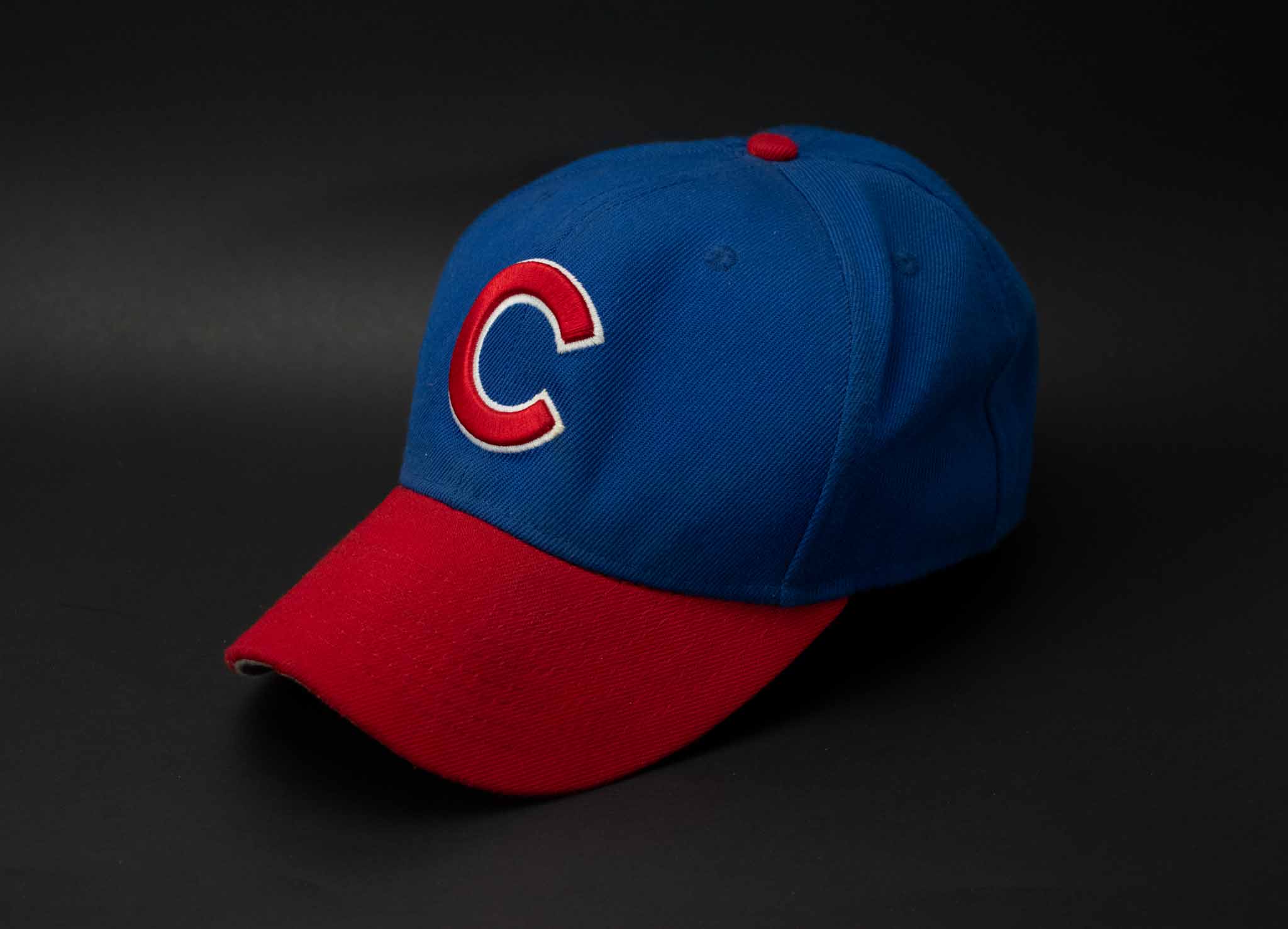 Mens Fitted Hat Flat Bill Cap Chicago Cubs Red Blue MLB FITTED USED 7 5/8