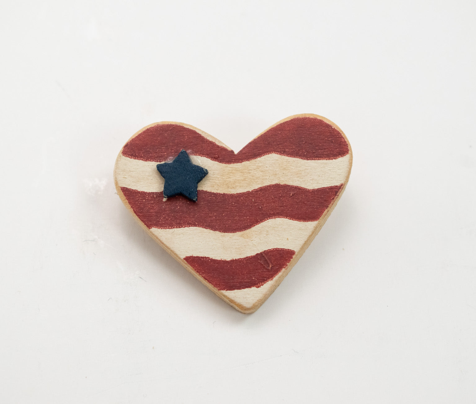 Heart Pin Wood Red White Blue USA Pin & Latch Used 2inch