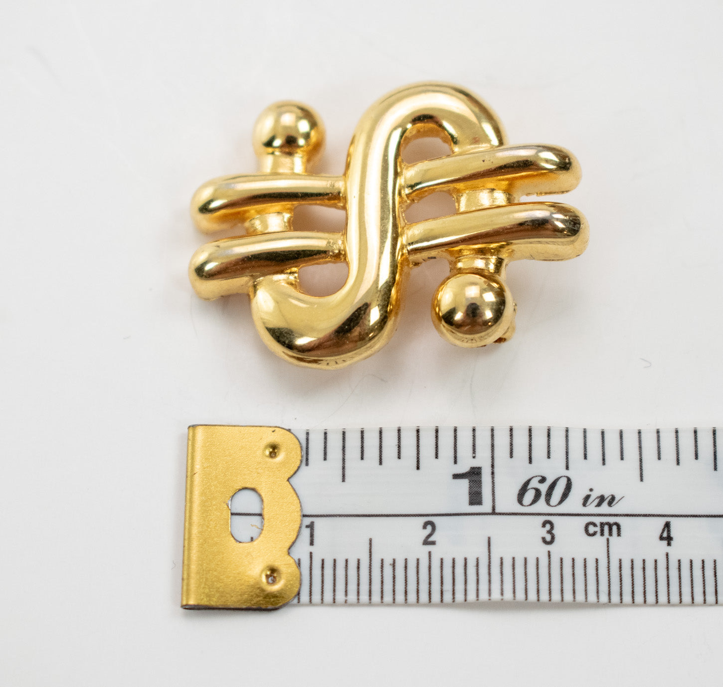 Brooch Pin 1 inch Dollar sign Pin Gold color used collectible pin
