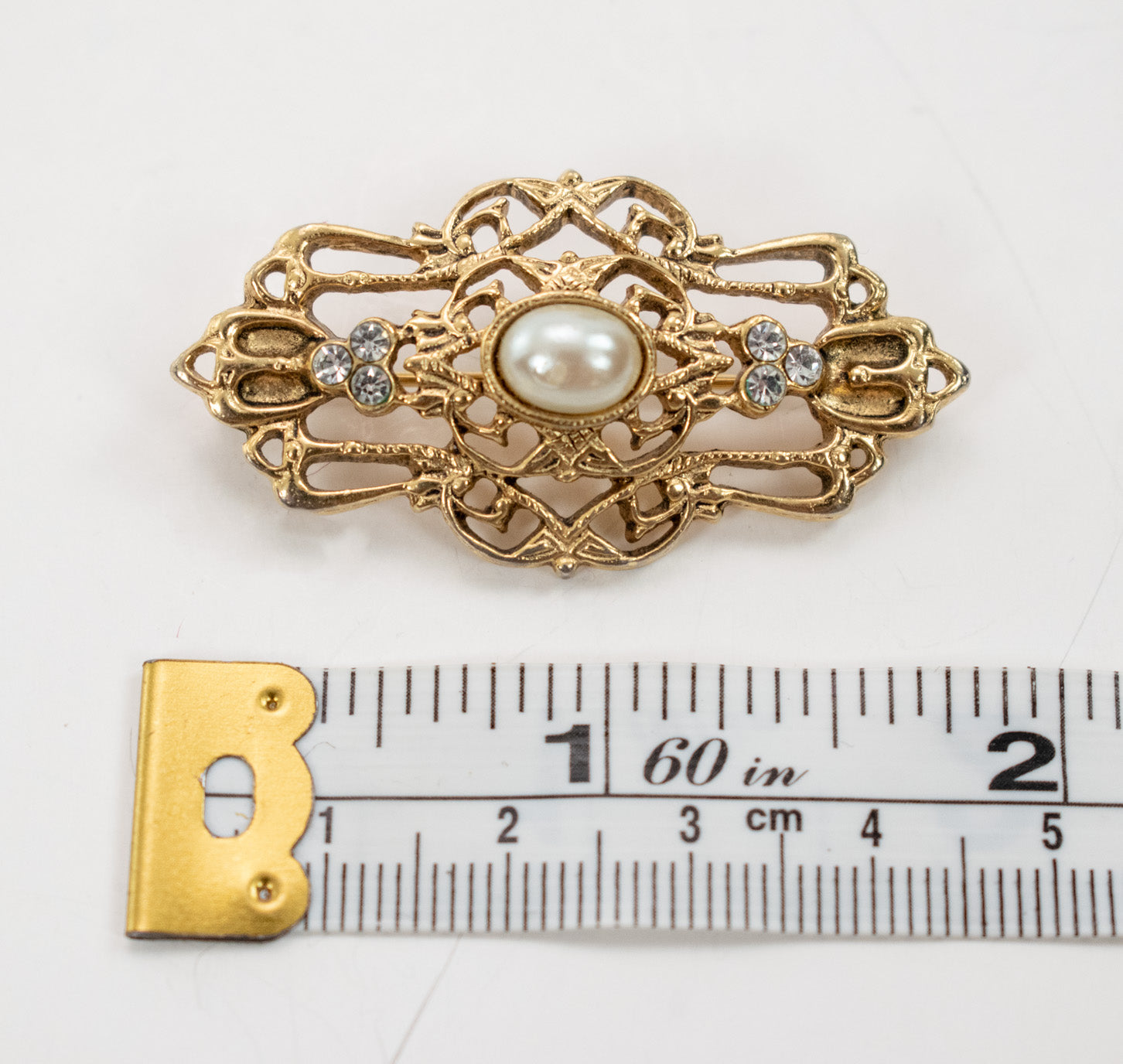 Brooch Pin 2 x 1 inch Gold Peral Vintage brooch pin used