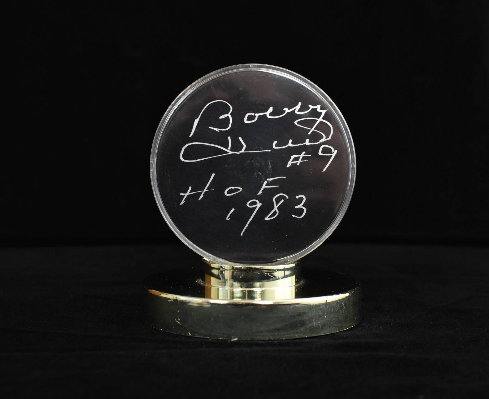 Bobby Hull Chicago Black Hawks NHL Autographed Hockey Puck Signed W COA JSA