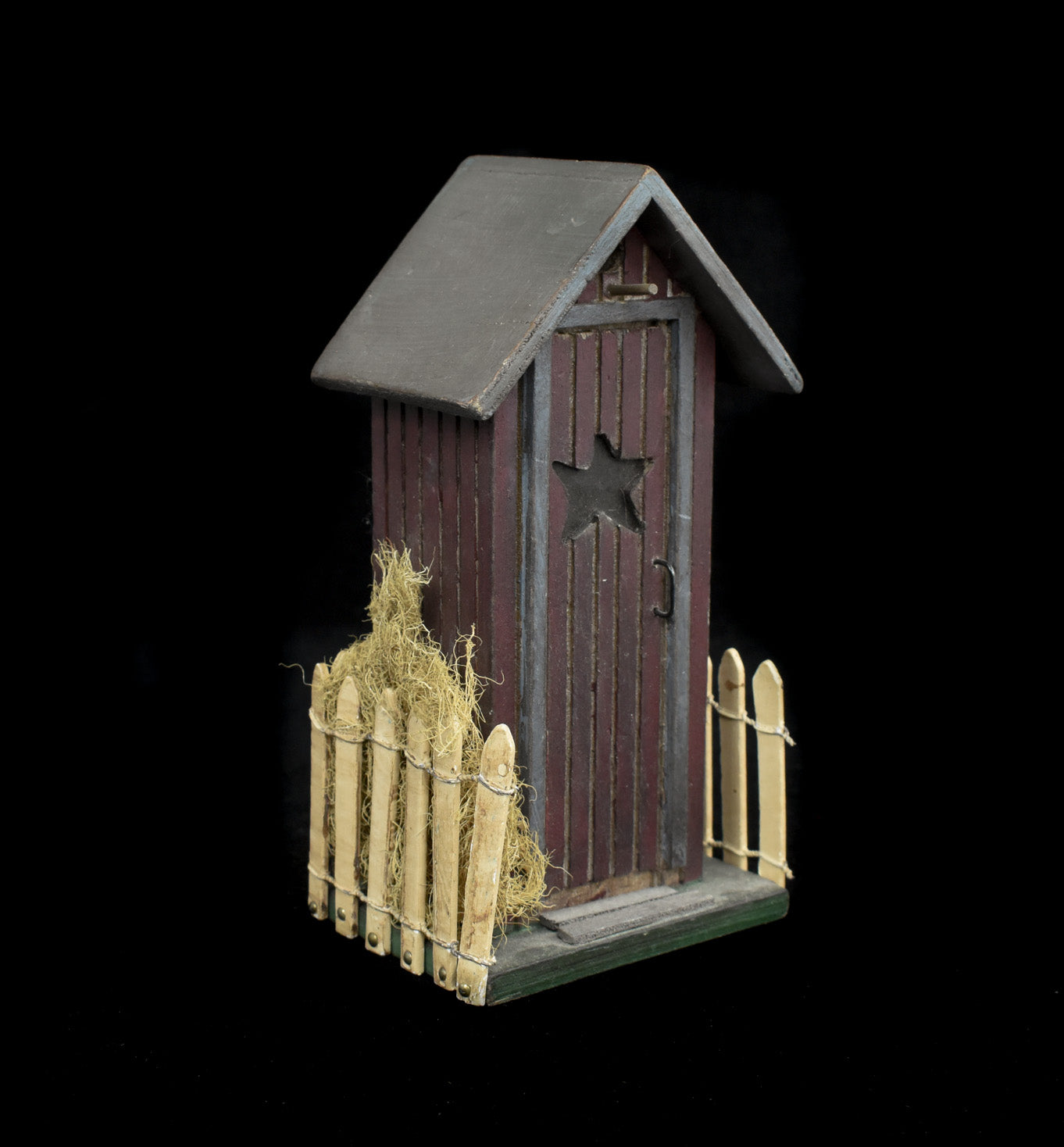 Wooden Outhouse decorative display themed holiday Used 6inch