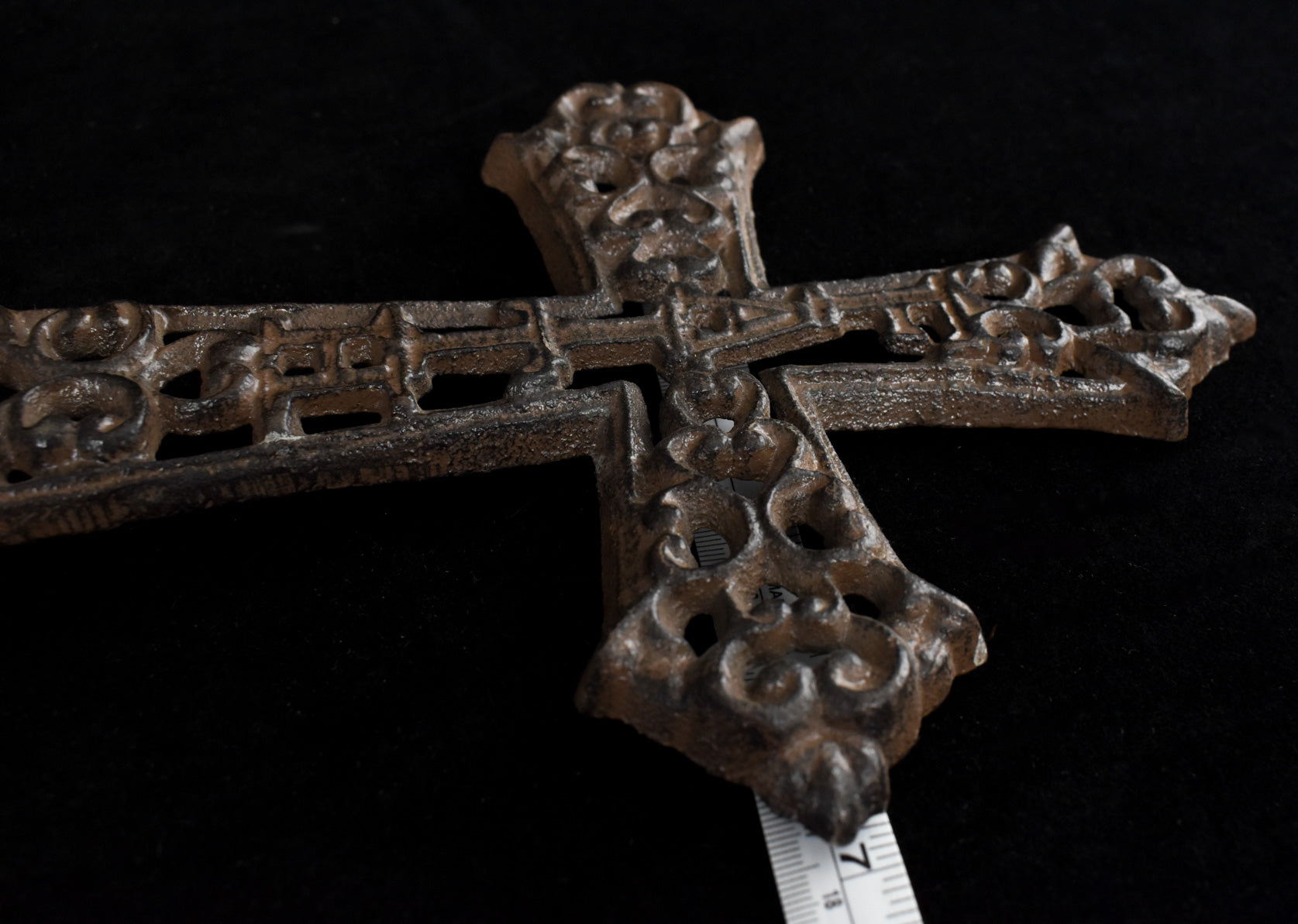 Cast Iron Cross Vintage Used Faith Rustic Brown 12inch Tall Standing
