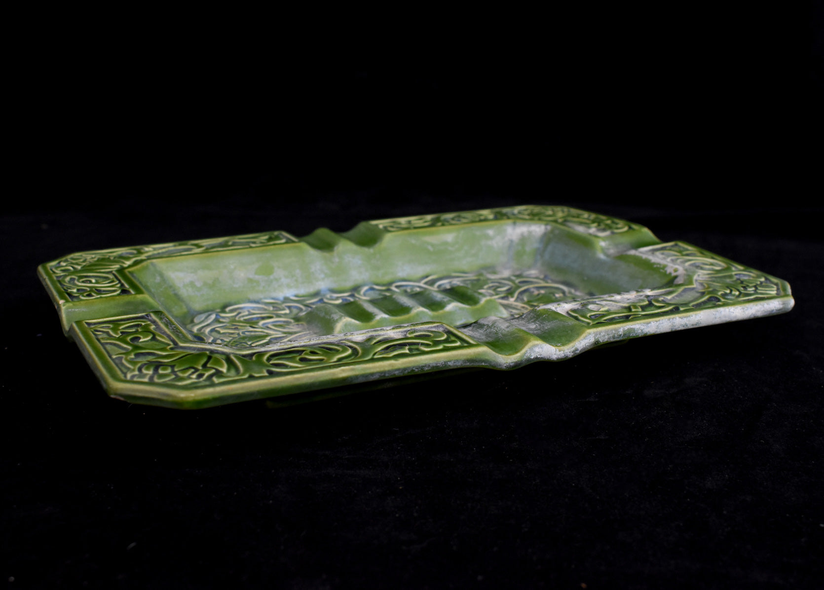 Ashtray Large Japan Made Ashtray Used 10 x 7 Leaf Green BoHo Design