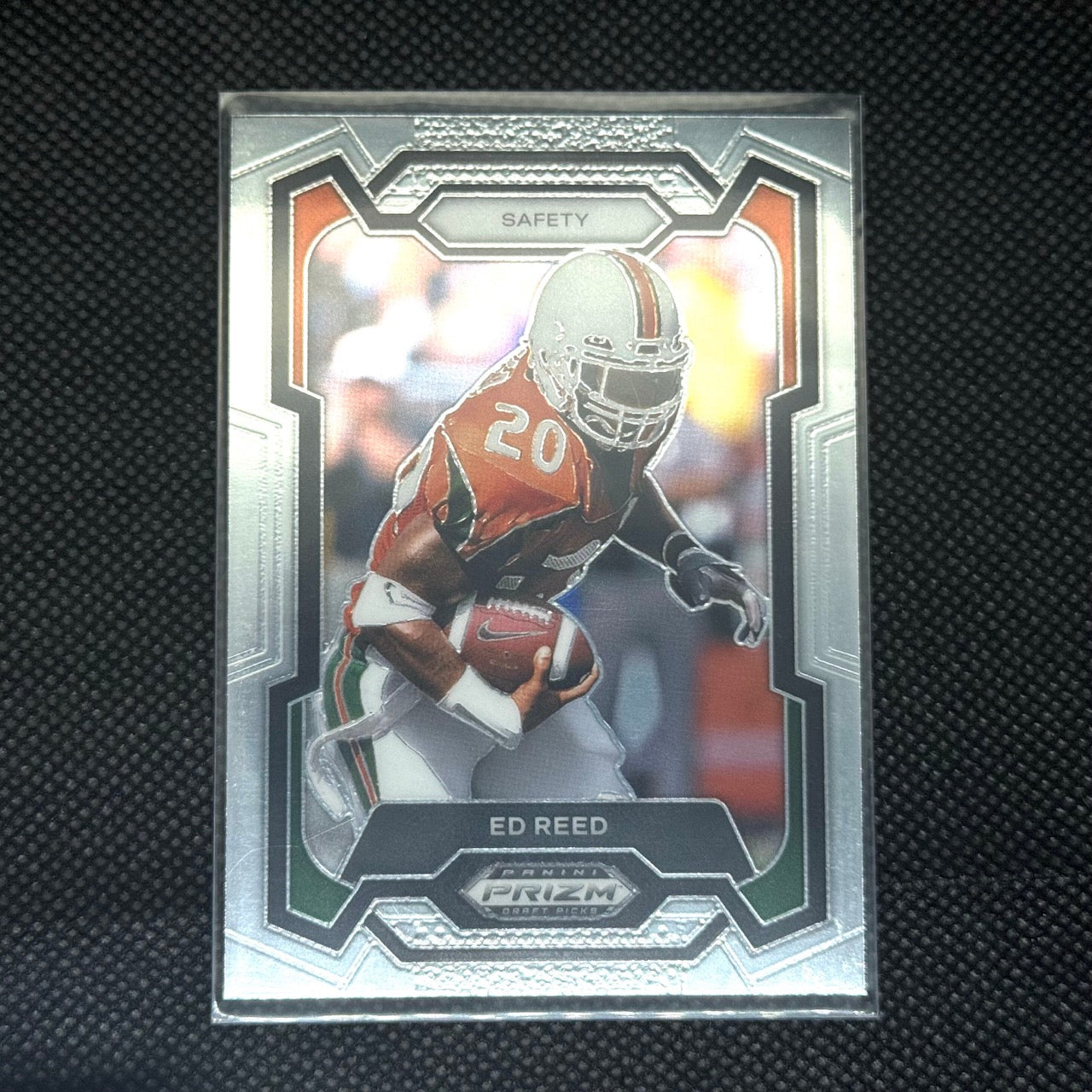 Micah Parsons Panini Prizm Draft Picks 2024 Card NO.31