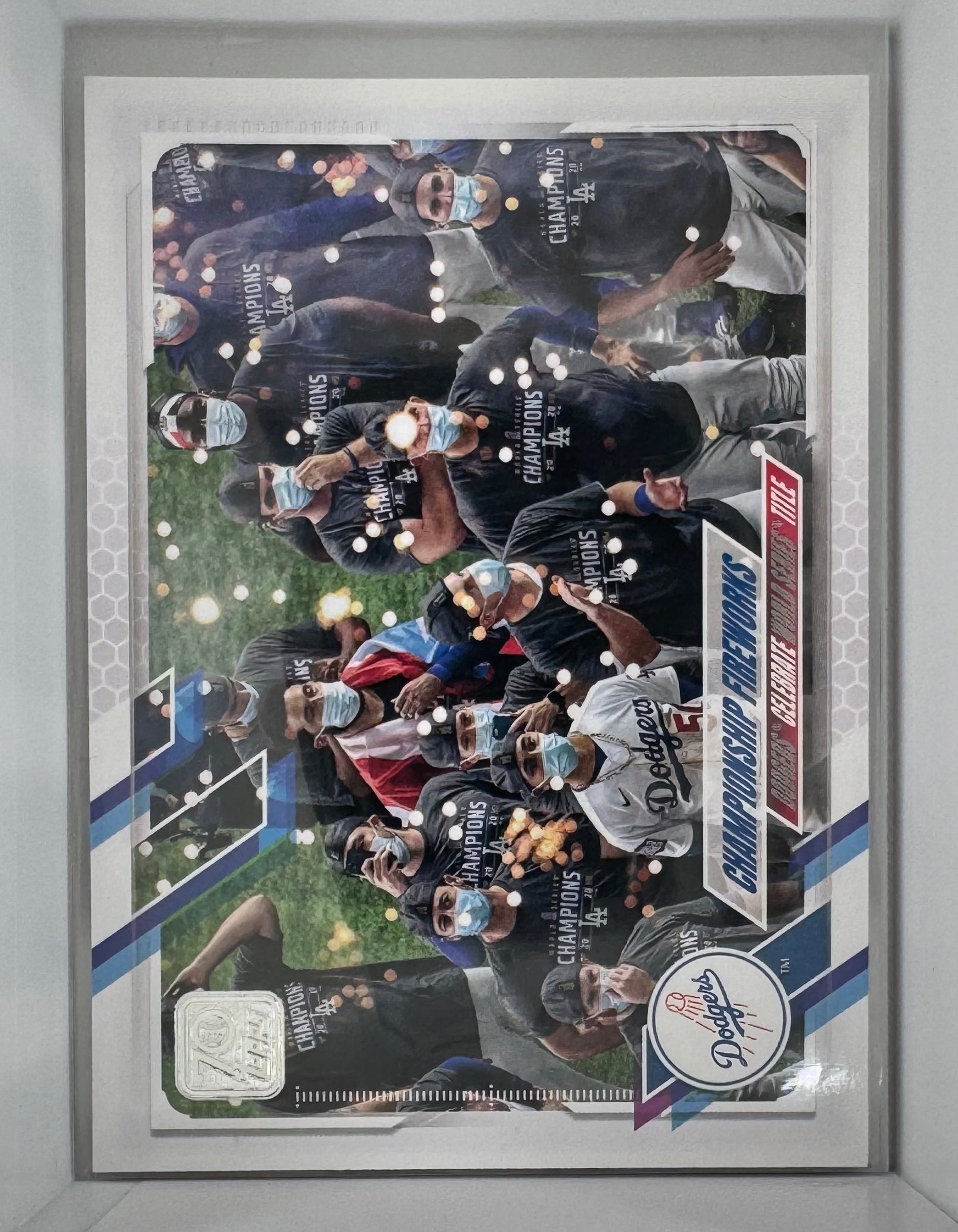 Championship Fireworks No. 490 LA Dodgers Topps 2021